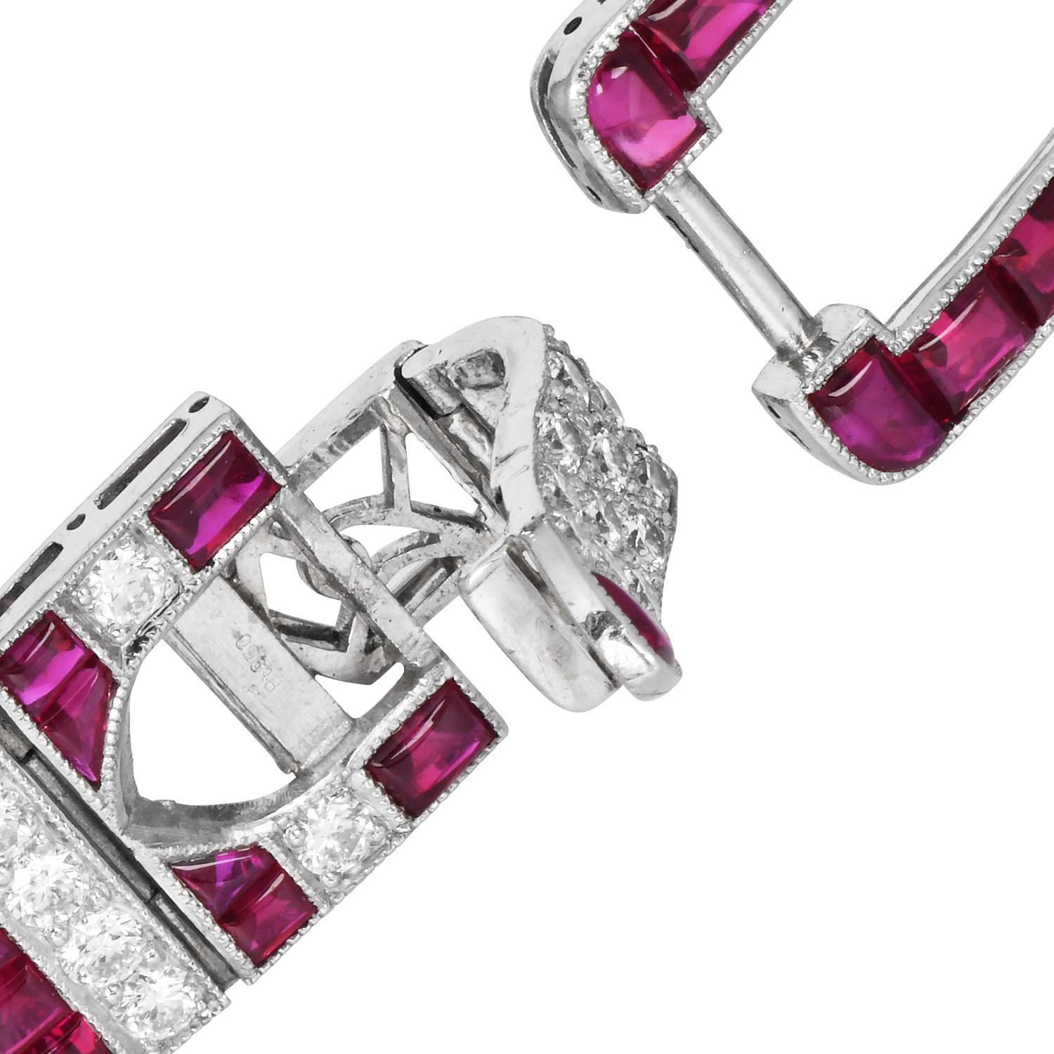 Kwiat Deco, bracelet à maillons géométriques en platine, rubis et diamants 26,34 carats poids total en vente 1