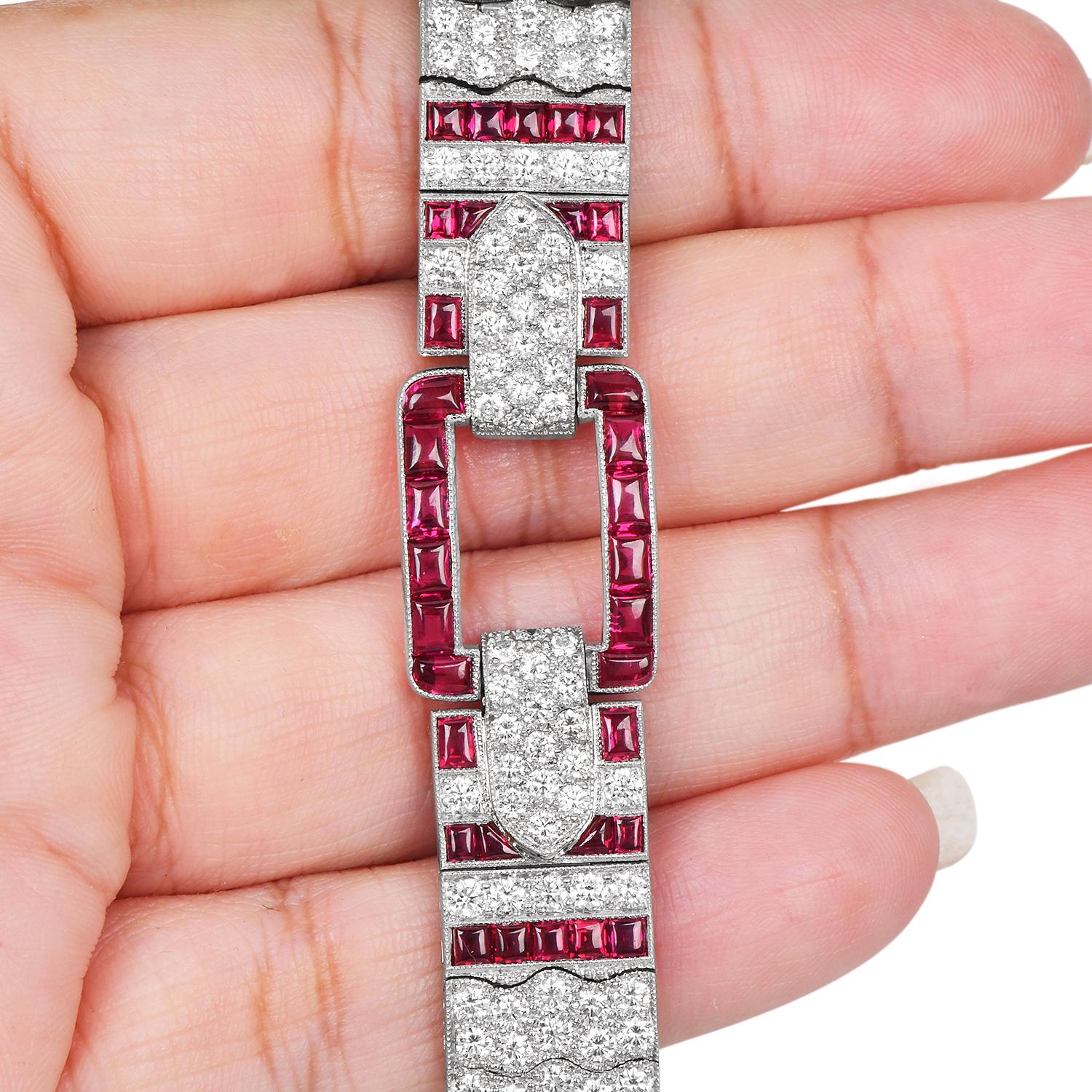 Kwiat Deco, bracelet à maillons géométriques en platine, rubis et diamants 26,34 carats poids total en vente 3