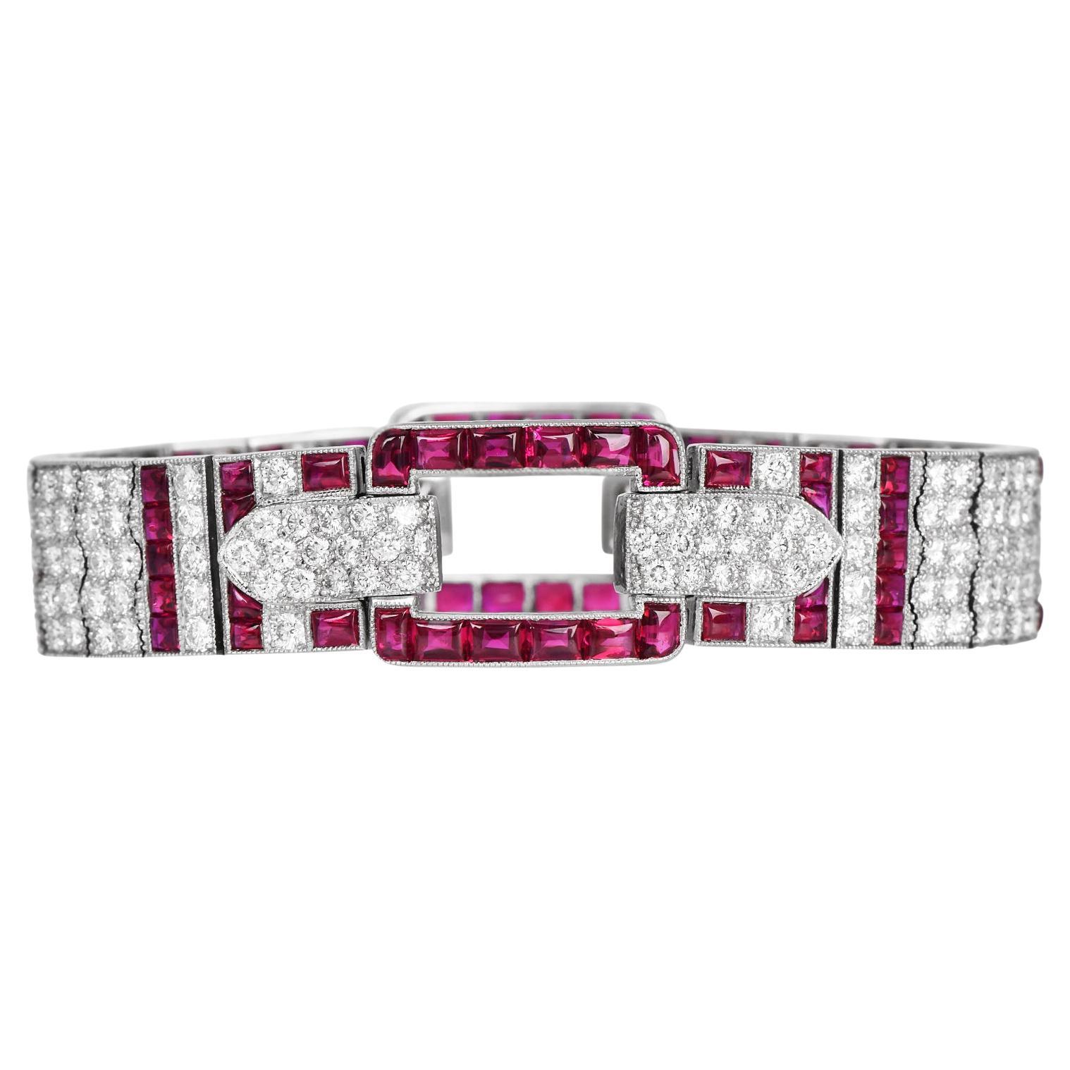 Kwiat Deco, bracelet à maillons géométriques en platine, rubis et diamants 26,34 carats poids total en vente
