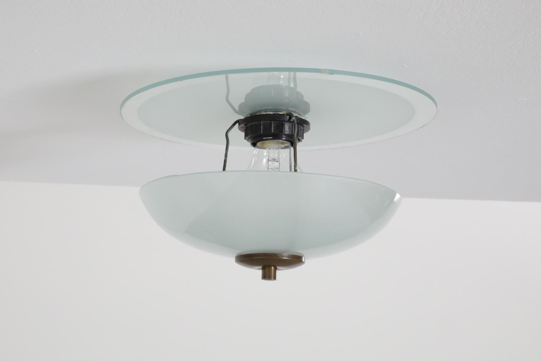 Plafoniera Deco a Rondelle in Vetro Doppio con Ferramenta in Ottone in vendita 6