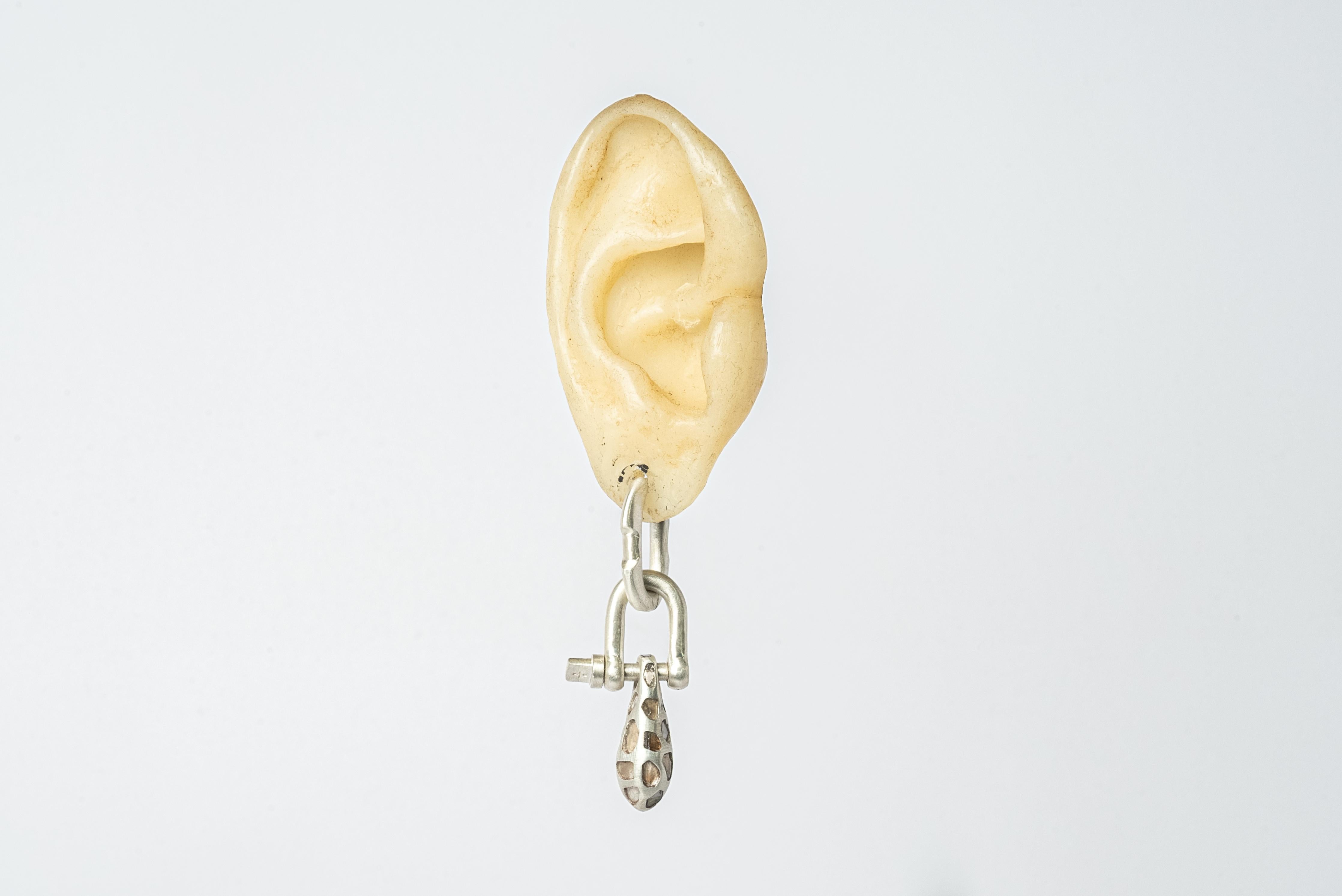 Deco Earring (Extra Small Link, Chrysalis Charm Var., Mega Pavé, MA+DIA) For Sale 1
