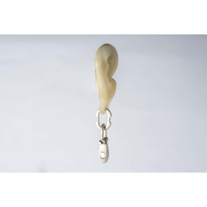 Deco Earring (Extra Small Links, Chrysalis Charm Var., 0.2 CT, MA+DIA) For Sale 1