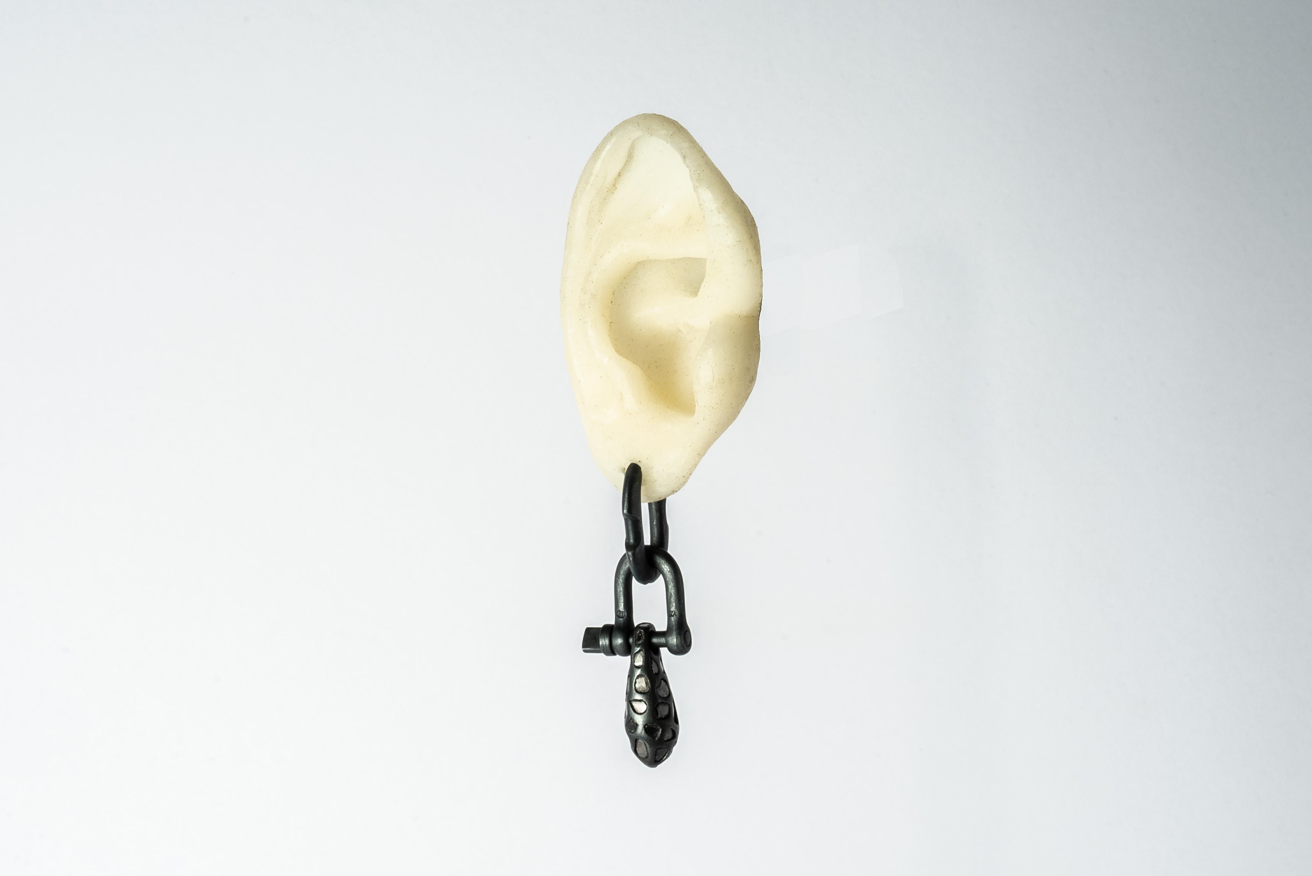 Deco Earring (Extra Small Links, Chrysalis Charm Var., Mega Pavé, KA+DIA) For Sale 1