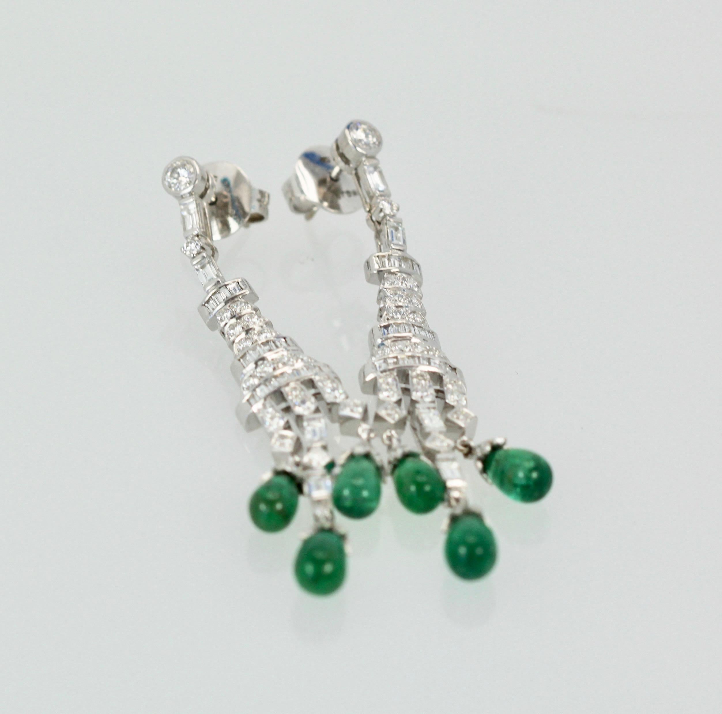 Deco Emerald Diamond Drop Earrings 18 Karat In Good Condition In North Hollywood, CA