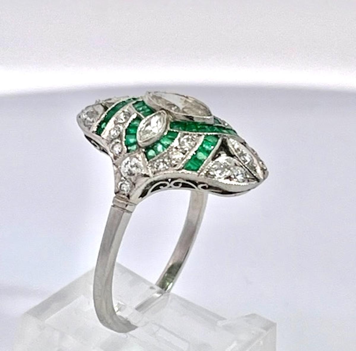 Art Deco Deco Emerald Diamond Shuttle Ring 18K For Sale