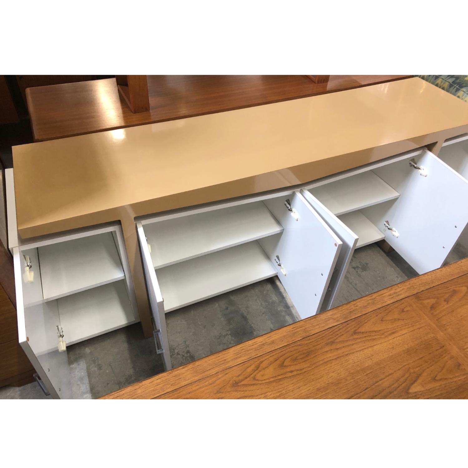 Deco Inspired Modern White and Beige Credenza TV Stand Buffet In Excellent Condition In Chattanooga, TN