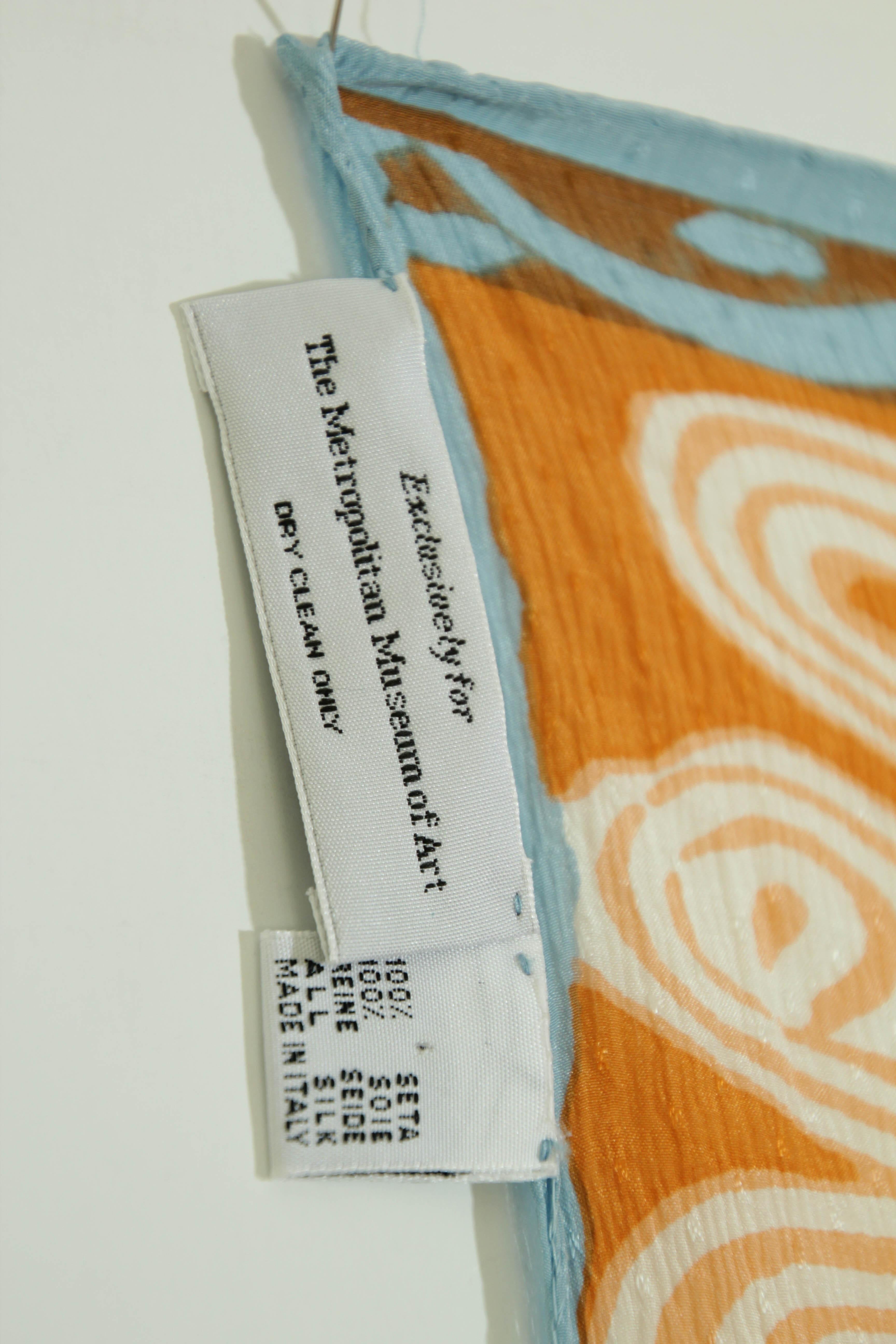 Orilla del lago Deco de  Pañuelo de seda Museo Betty Woodman en venta 3