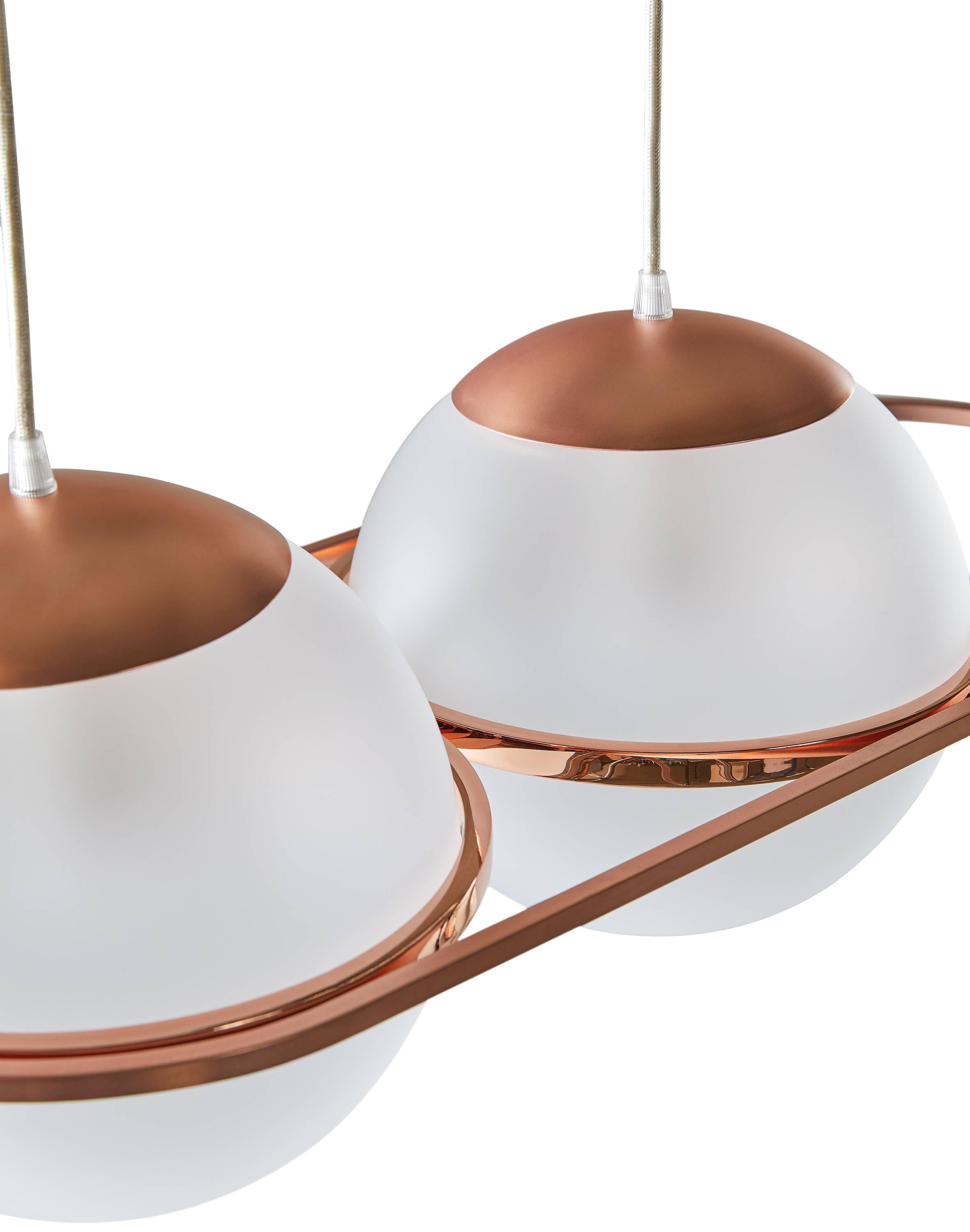 Deco Lamp von Federica Biasi für Mingardo fasst die Essenz des Produkts Mingardo zusammen: schlank, raffiniert und minimal. Eine kleine asymmetrische Geometrie zeichnet die strukturelle Begrenzung. Eine ausdrückliche Hommage an Gino Sarfatti, in