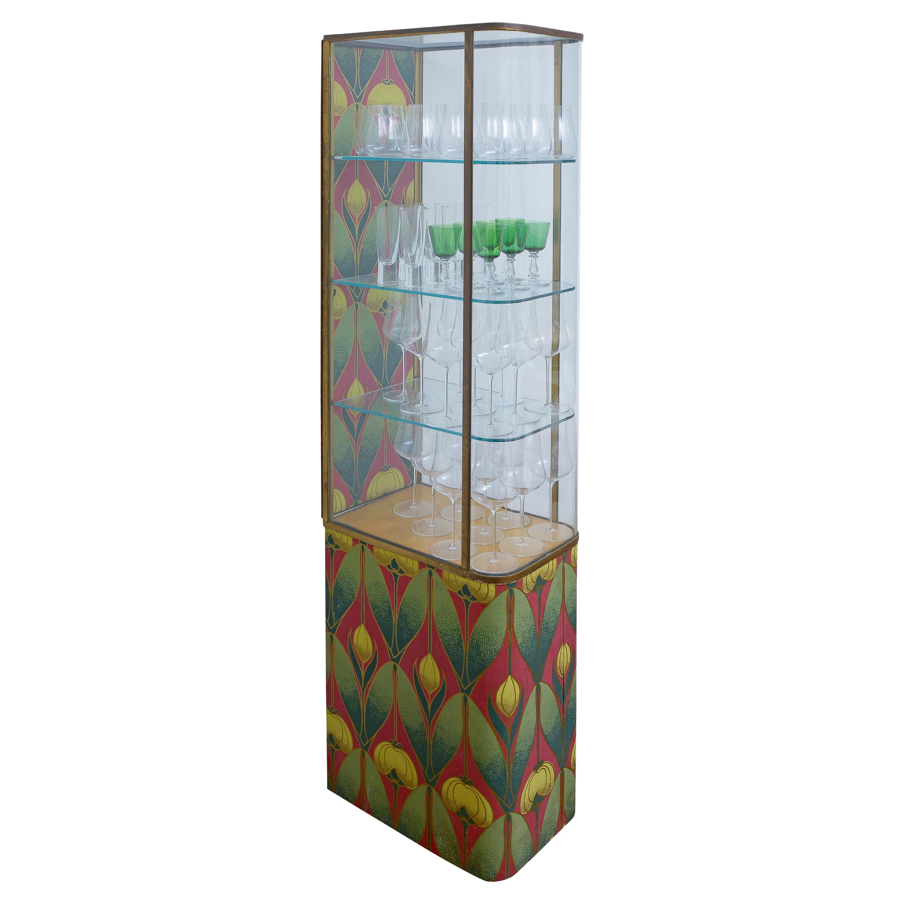 Vitrina Deco Mágica de Latón y Cristal Años 30 en venta