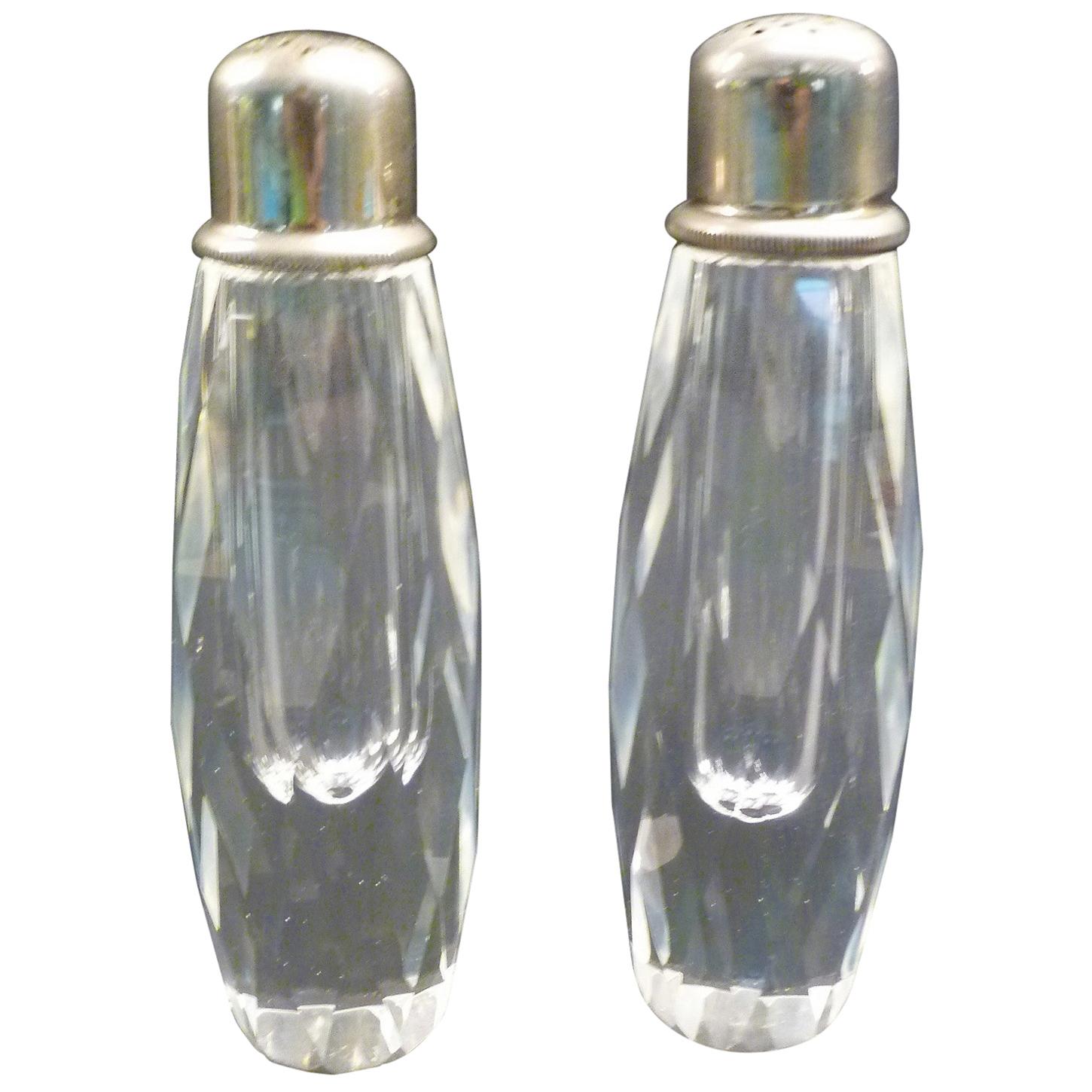 FREE SHIPPING Mid-Century Style Salt and Pepper Shakers Vintage Pressed Glass Salt & Pepper Shakers Classic Circa 1960s