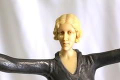 Deco/Modern  Figurine  Marble base