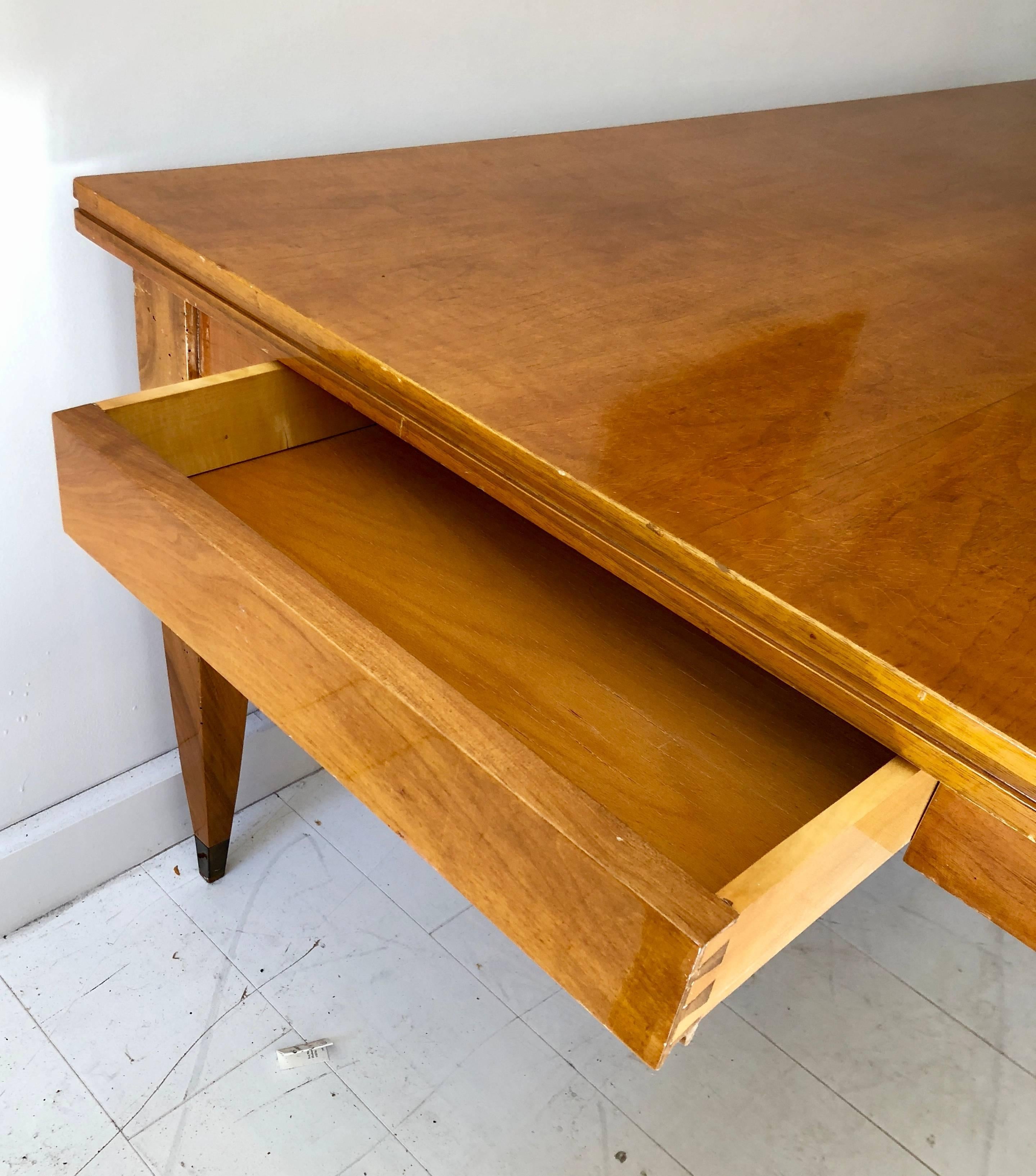 Gio Ponti Style Modern Italian Library or Dining Table In Good Condition For Sale In Brooklyn, NY