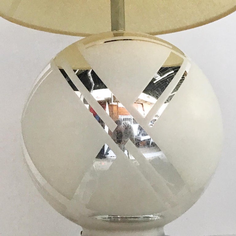 Late 20th Century Deco Modern Round Mirrored Glass Table Lamp 1970s For Sale