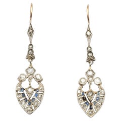Boucles d'oreilles pendantes en saphir et diamant d'époque déco