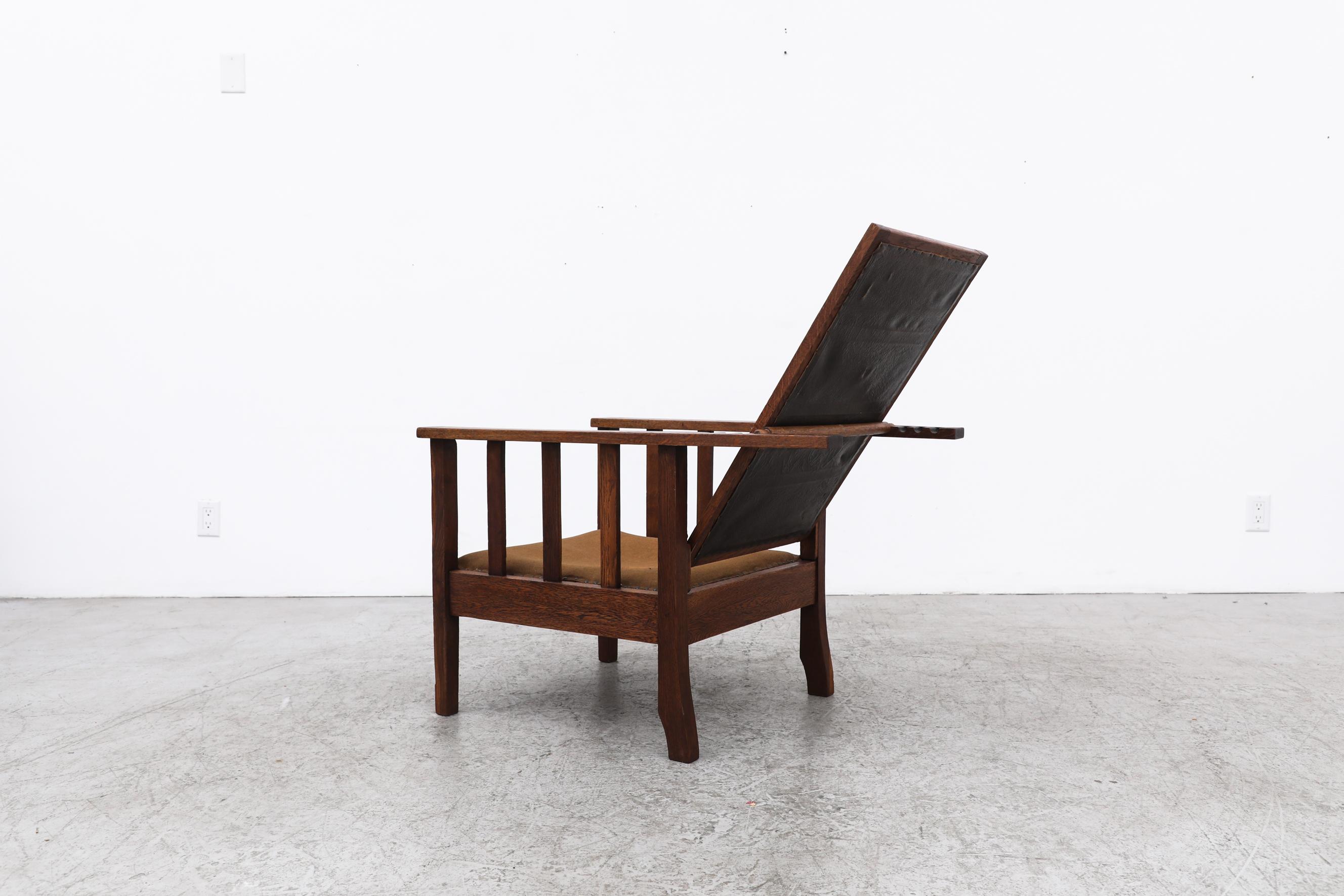Deco Reclining Oak Lounge Chair mit dunkelbrauner Lederrückenlehne und Stoffsitz im Zustand „Gut“ im Angebot in Los Angeles, CA