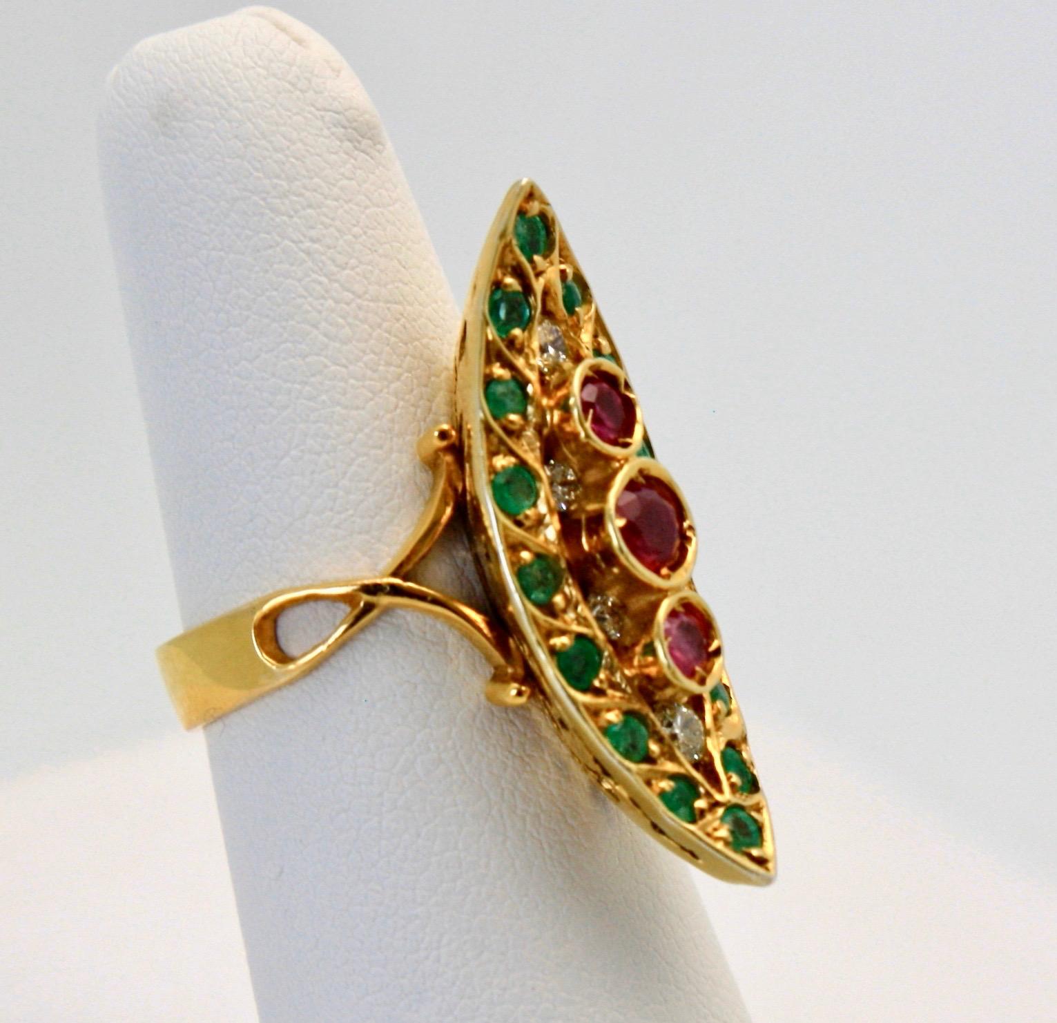 Art Deco Deco Ruby Emerald Diamond Pagoda Ring 18 Karat For Sale