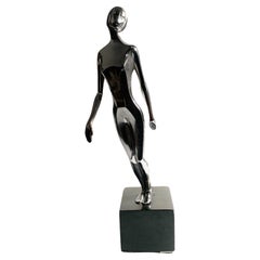 Deco-Skulptur einer weiblichen Figur aus artistischem Metall aus den 1930er Jahren