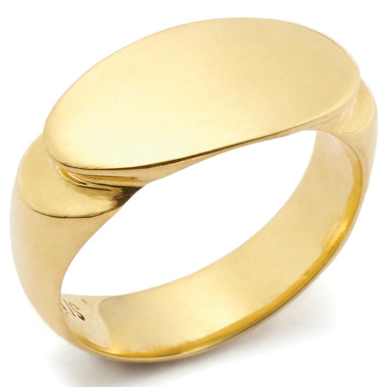 Susan Lister Locke The Deco Signet Ring in 18 Karat Gold In New Condition For Sale In Nantucket, MA