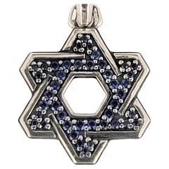 Pendentif étoile de David en argent sterling avec saphir bleu et diamants
