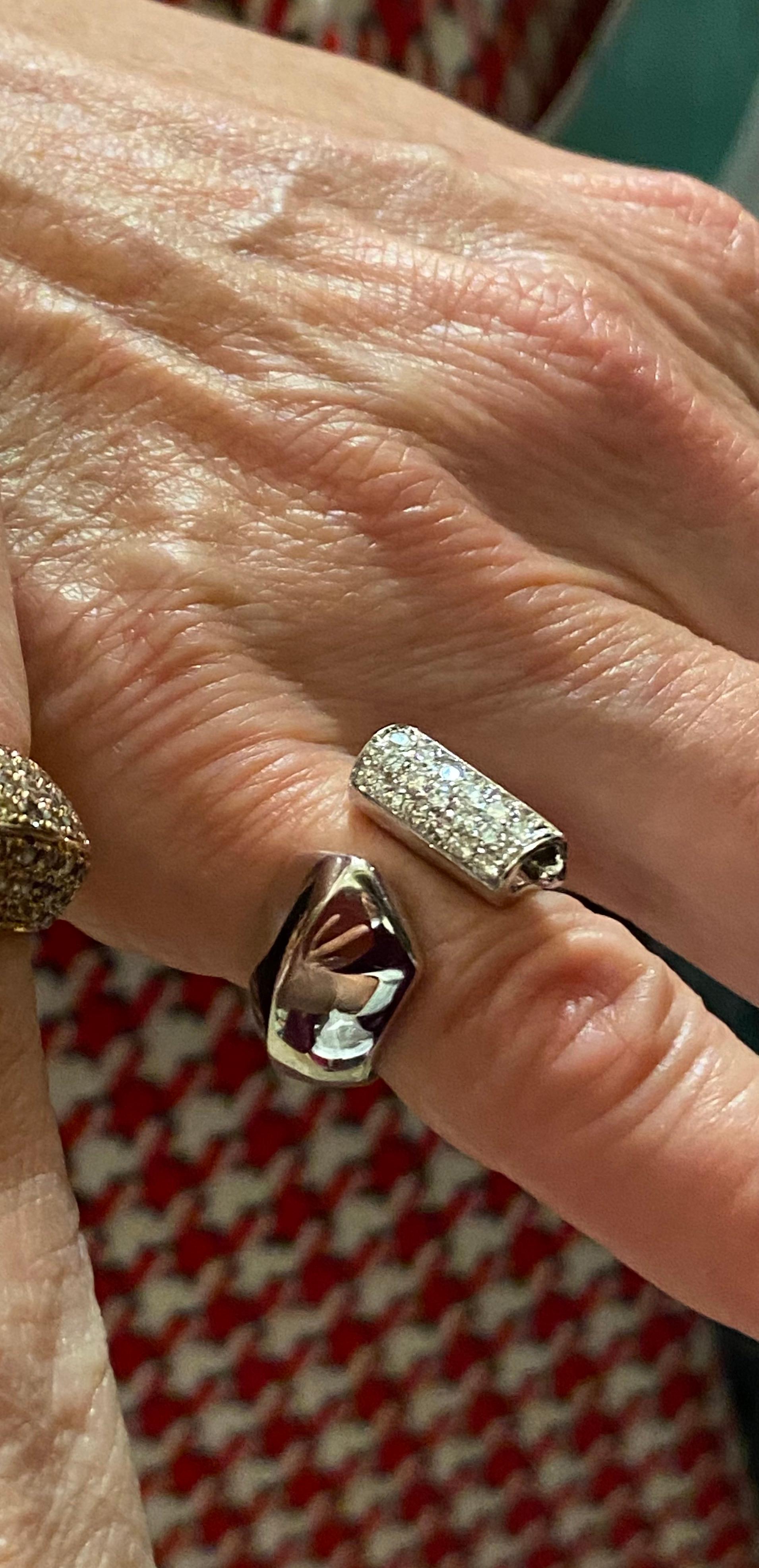 Deco Style 0.50 Carat White Diamonds 18 Karat White Gold Pinky Ring For Sale 3