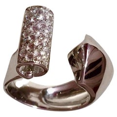 Rosa Ring mit 0,50 Karat weißen Diamanten im Deko-Stil aus 18 Karat Weißgold