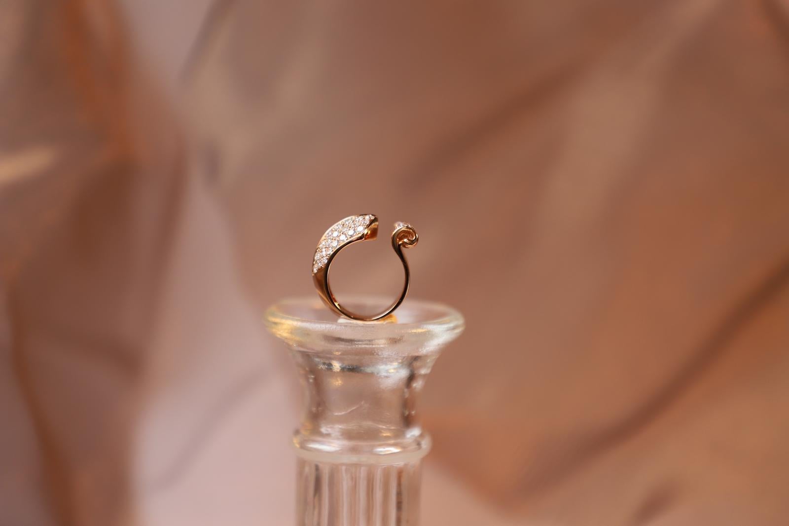 Deco Style 1.70 Carat White Diamonds 18 Karat Rose Gold Design Cocktail Ring For Sale 9