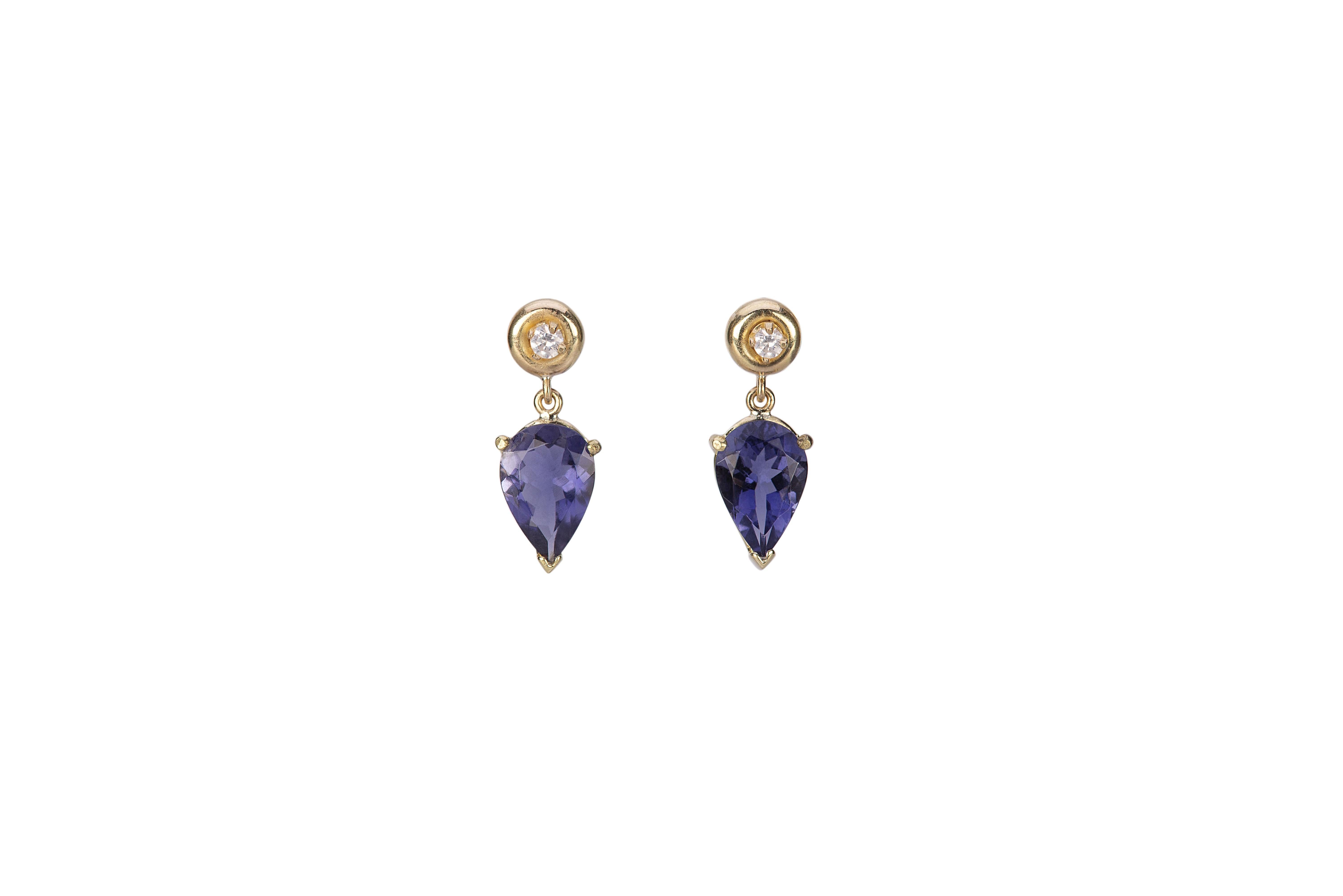 Pear Cut Deco Style 18 Karats 0.10 Grey Diamonds Yellow Gold Blu Iolite Drop Earrings For Sale