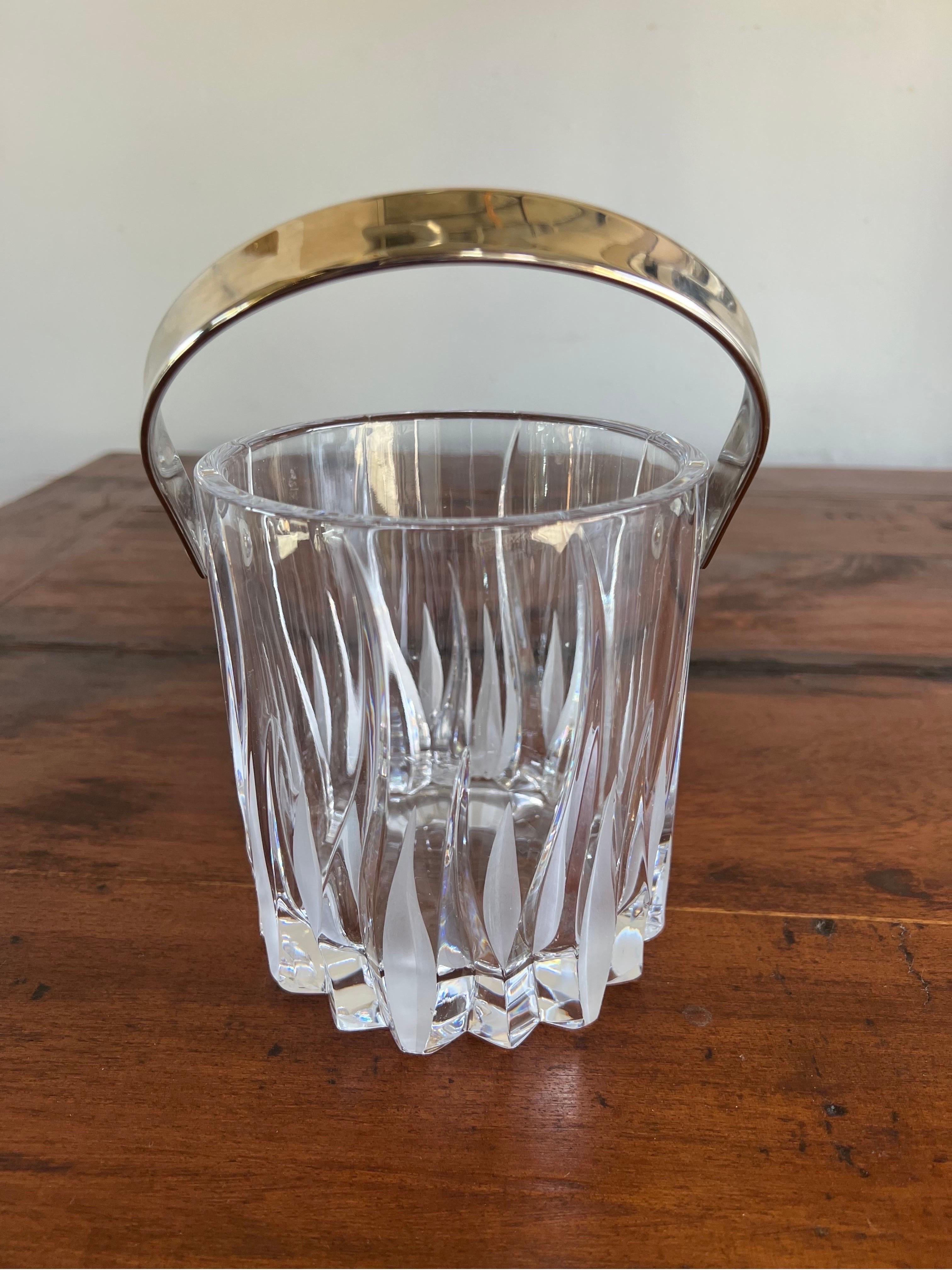 Deco Style Cut Crystal Ice Bucket In Excellent Condition In Los Angeles, CA