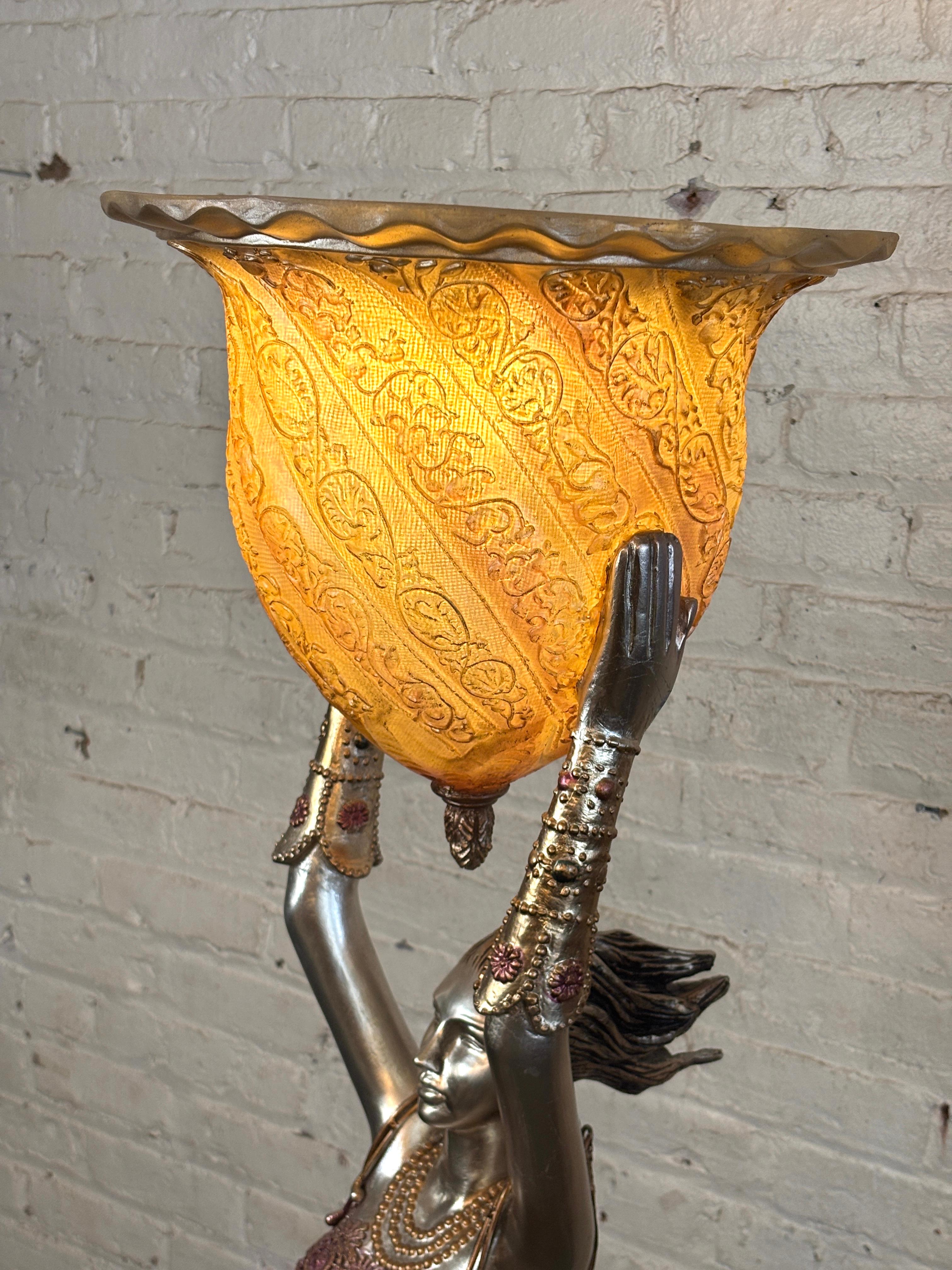 Deco Style Floor Lamp by ArtMax For Sale 1