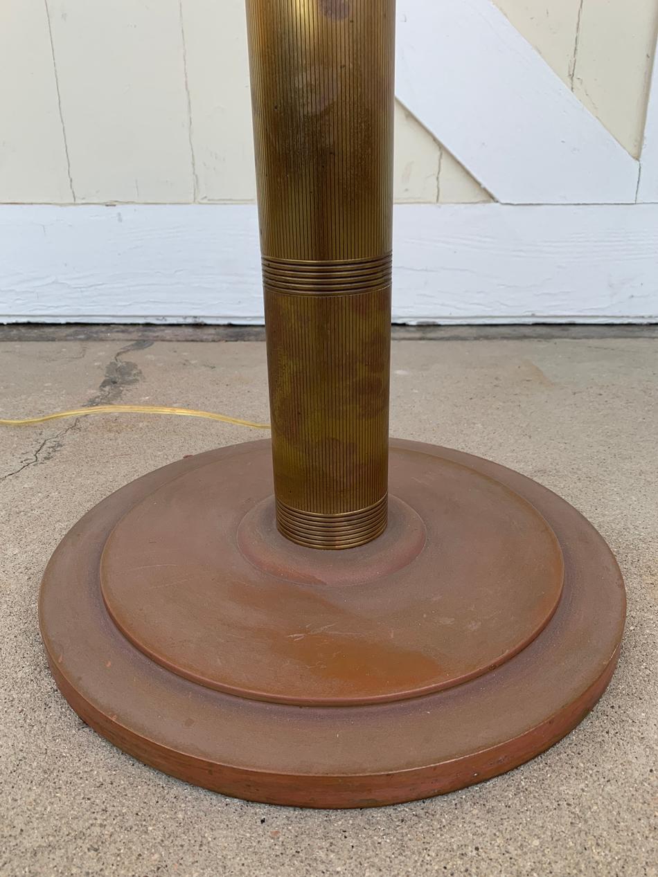 Deco Style Floor Lamp in Solid Brass For Sale 3