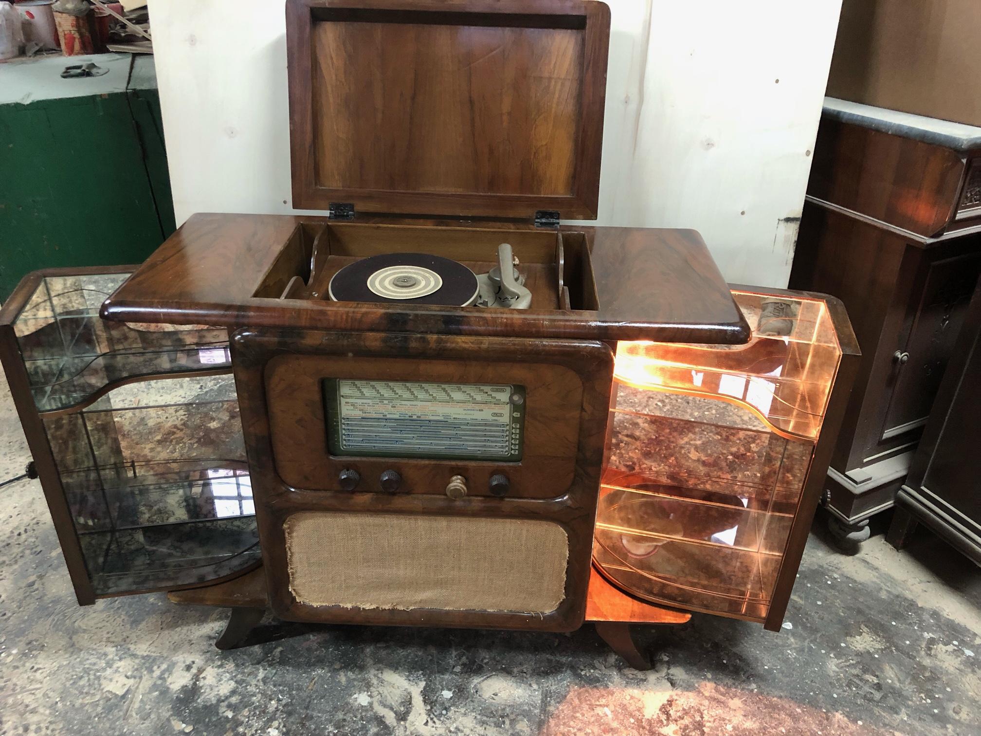 antique radio bar