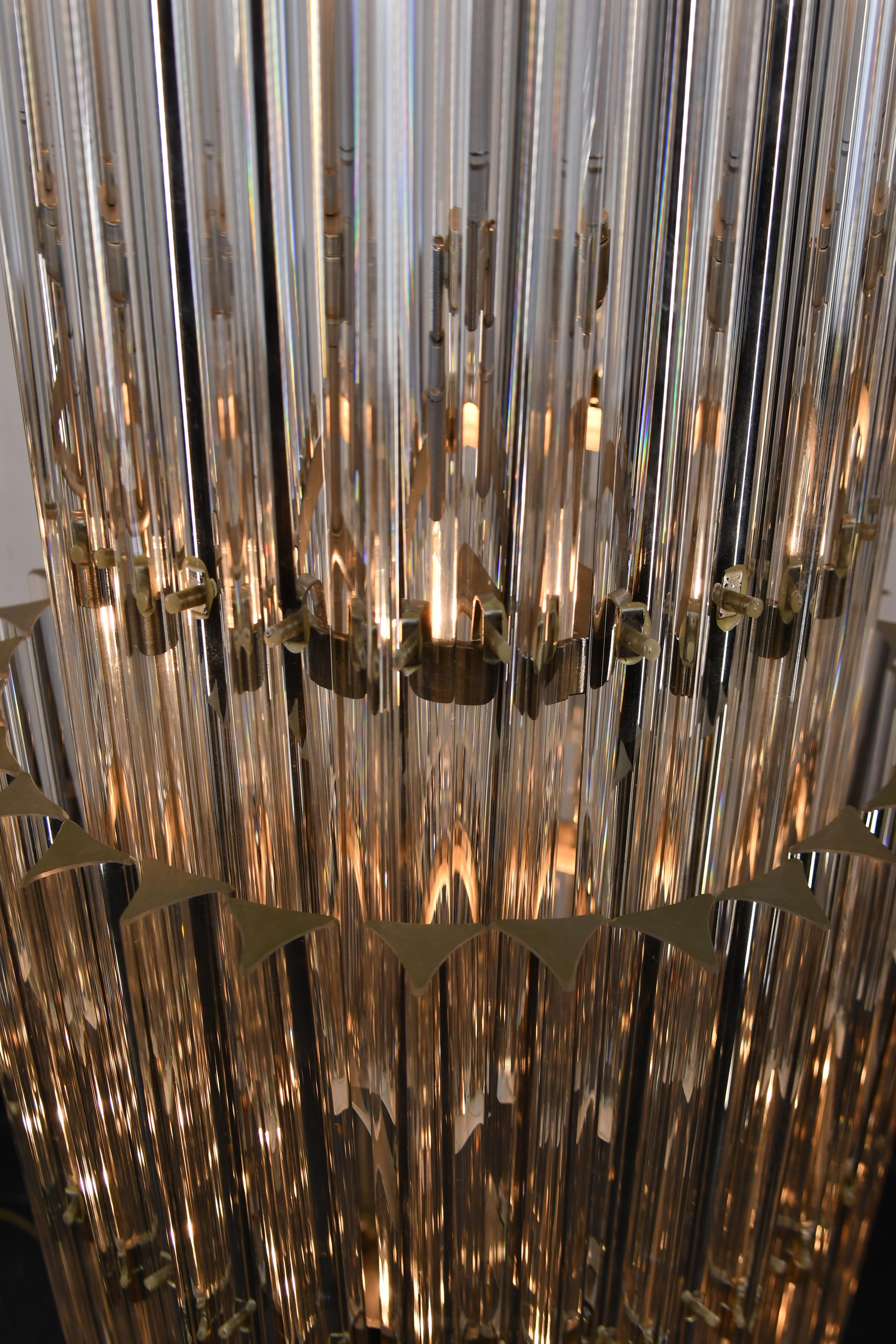 Verre de Murano à trois niveaux  Lampadaire par Venini en vente 4