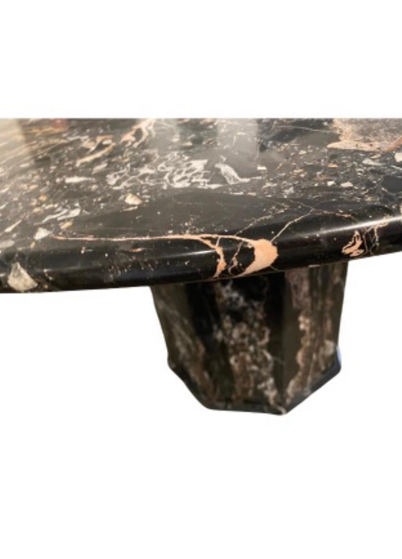 Art déco Table centrale en marbre Portoro de style Déco en vente