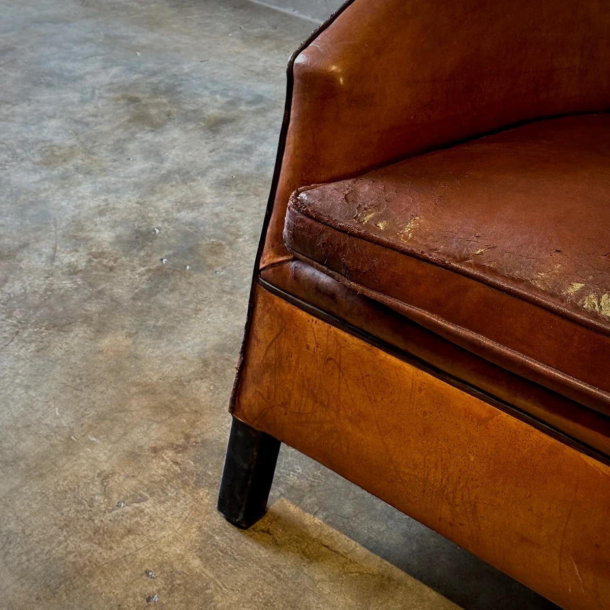 Deco Style Sheepskin Leather Arm Chair For Sale 5