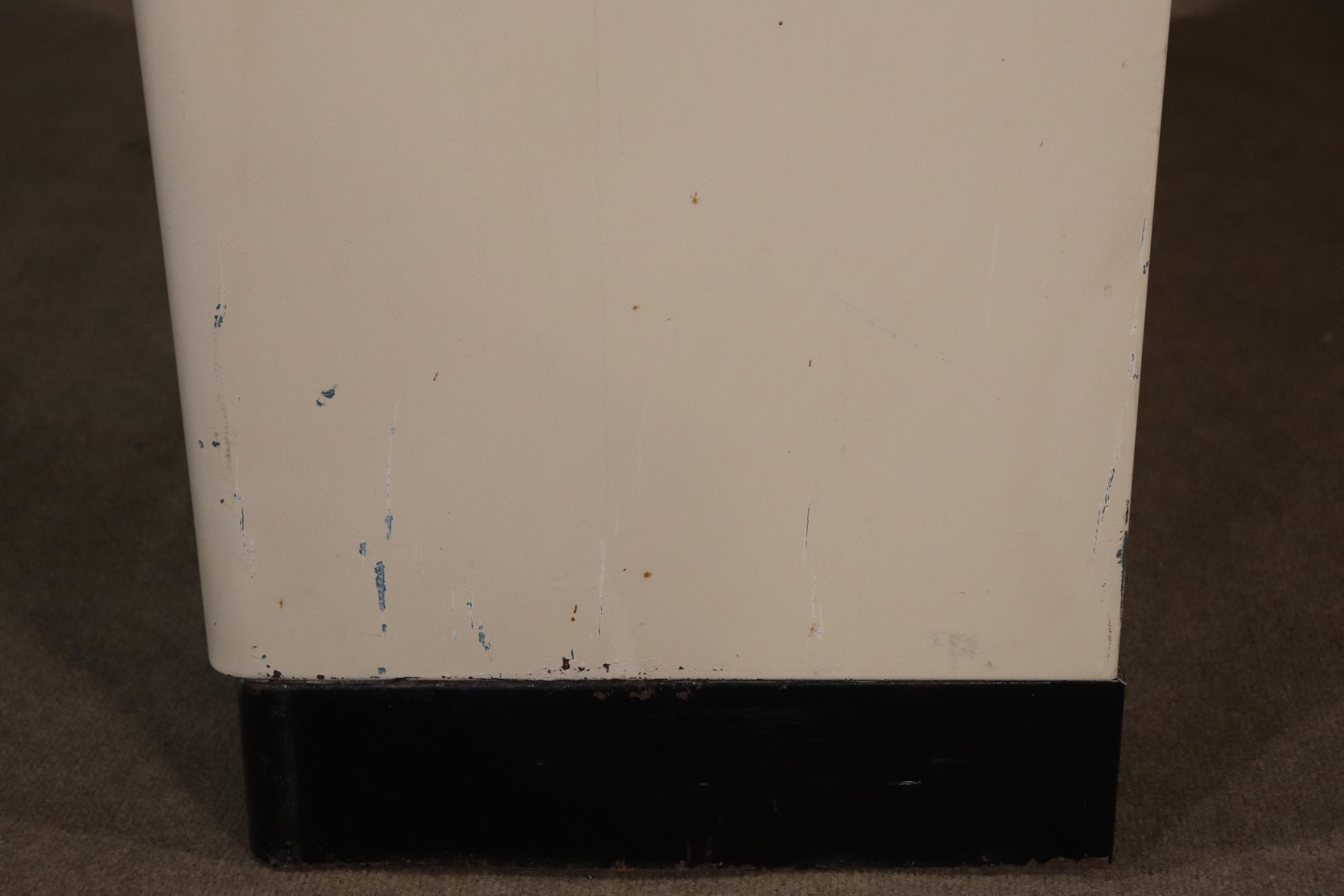 Gabinete Dental Vintage Estilo Deco en venta 6