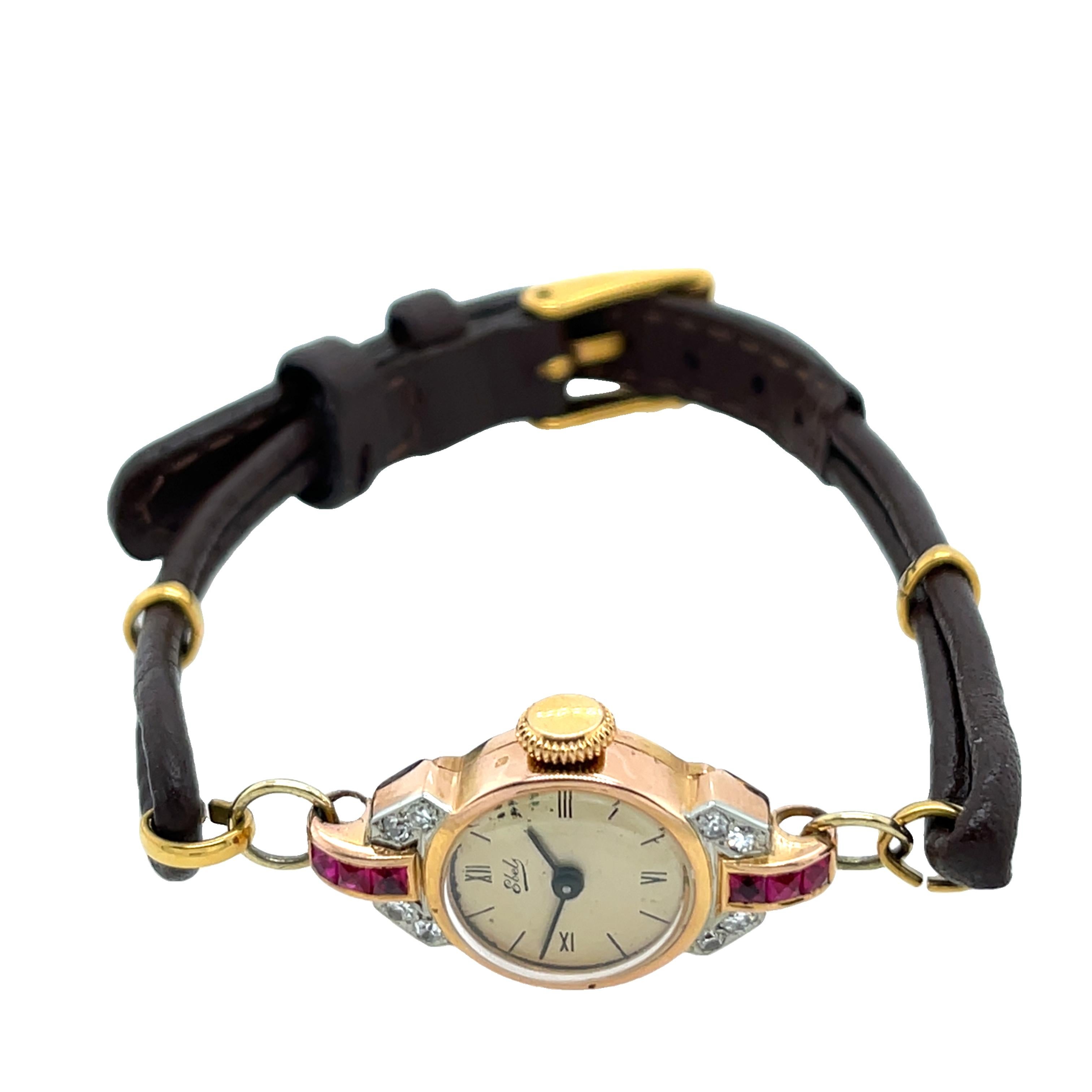 Deco Vintage 18ct Gold Watch Set With 8 Old Cut Diamonds & 6 Rubies In Good Condition For Sale In London, GB
