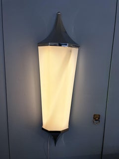 Deco Wall Lamp in Steel and Plexiglass