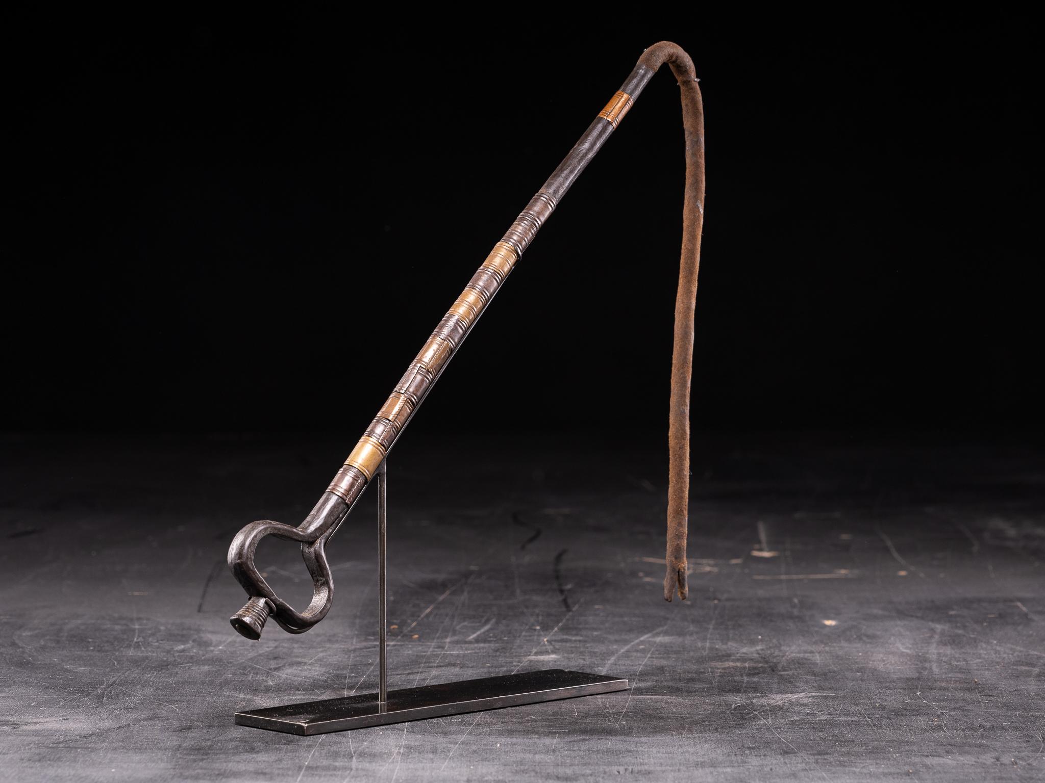 Decoative Small Kongo Whip In Good Condition For Sale In Leuven , BE