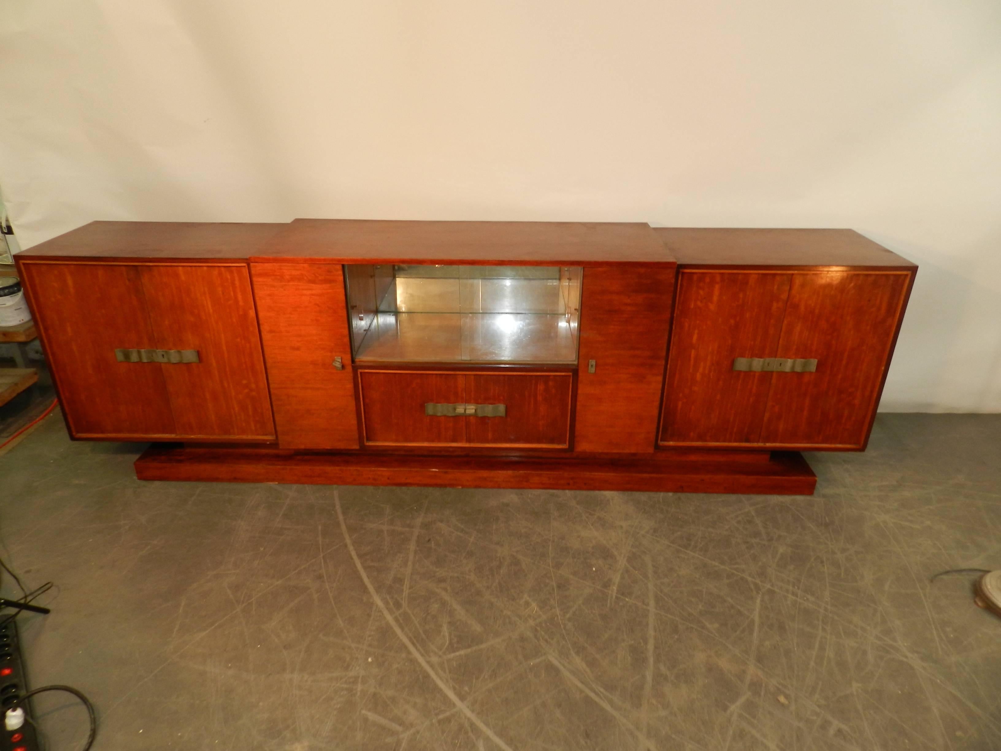 Decoene Freres, Large Art Deco Sideboard in MOVINGUI MOIRE , circa 1930 For Sale 2