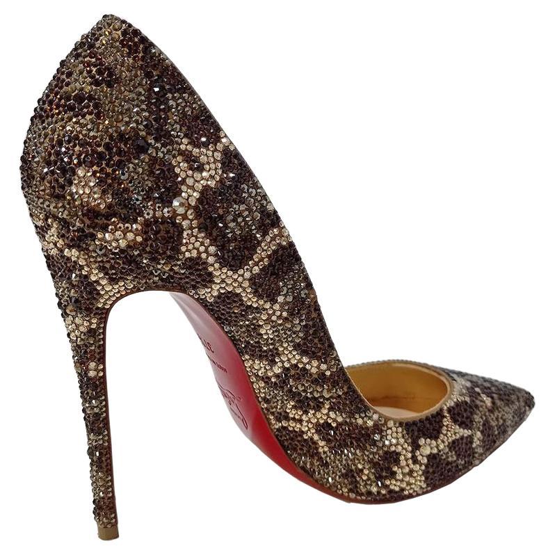 Iconic So Kate pointed pumps Leather incrusted with crystals Leopard fancy Heel height cm 12 (472 inches) With dustbag Original price euro 2000
