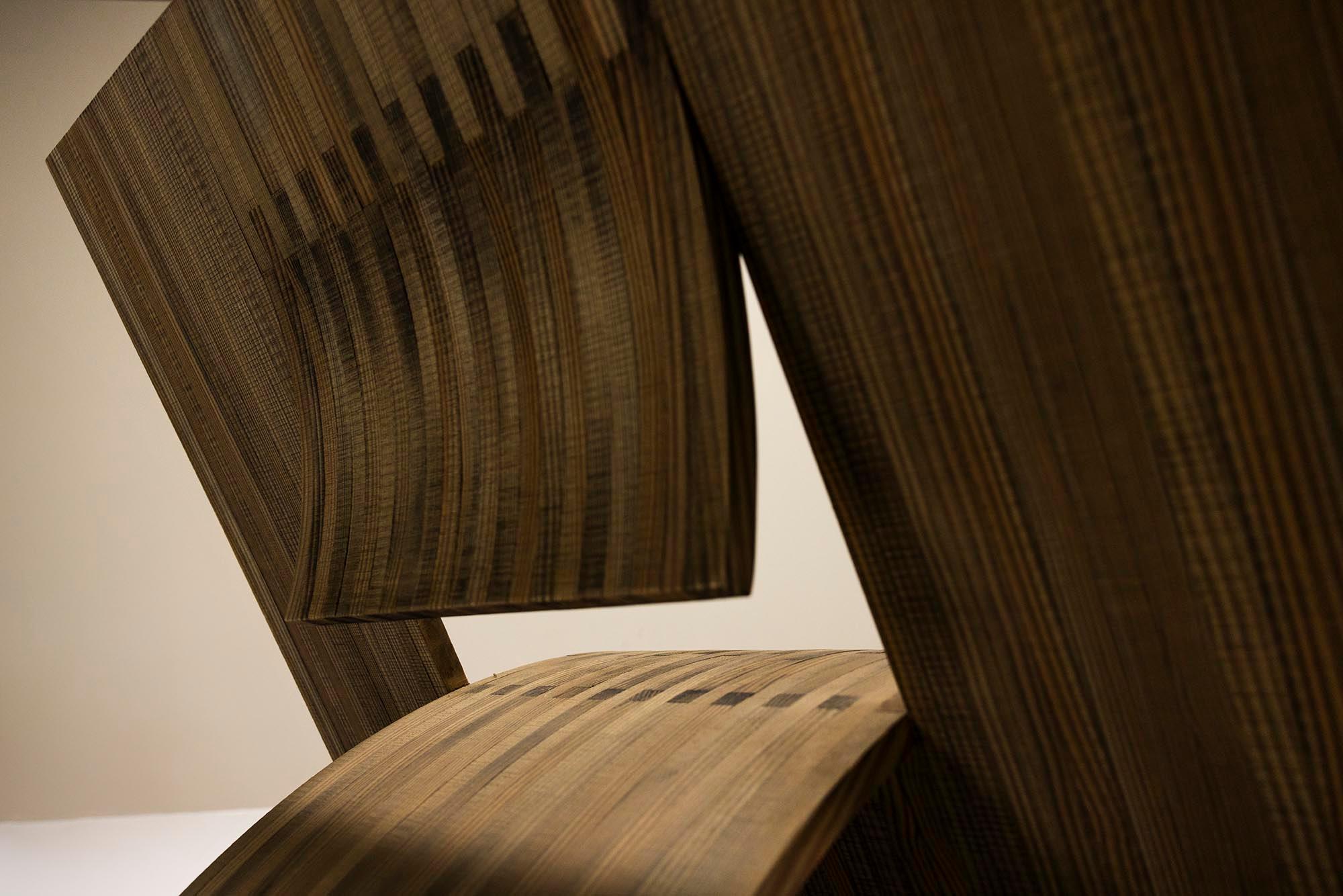 Silla cuadrada angular deconstructivista de madera, Países Bajos Años 80 en venta 3