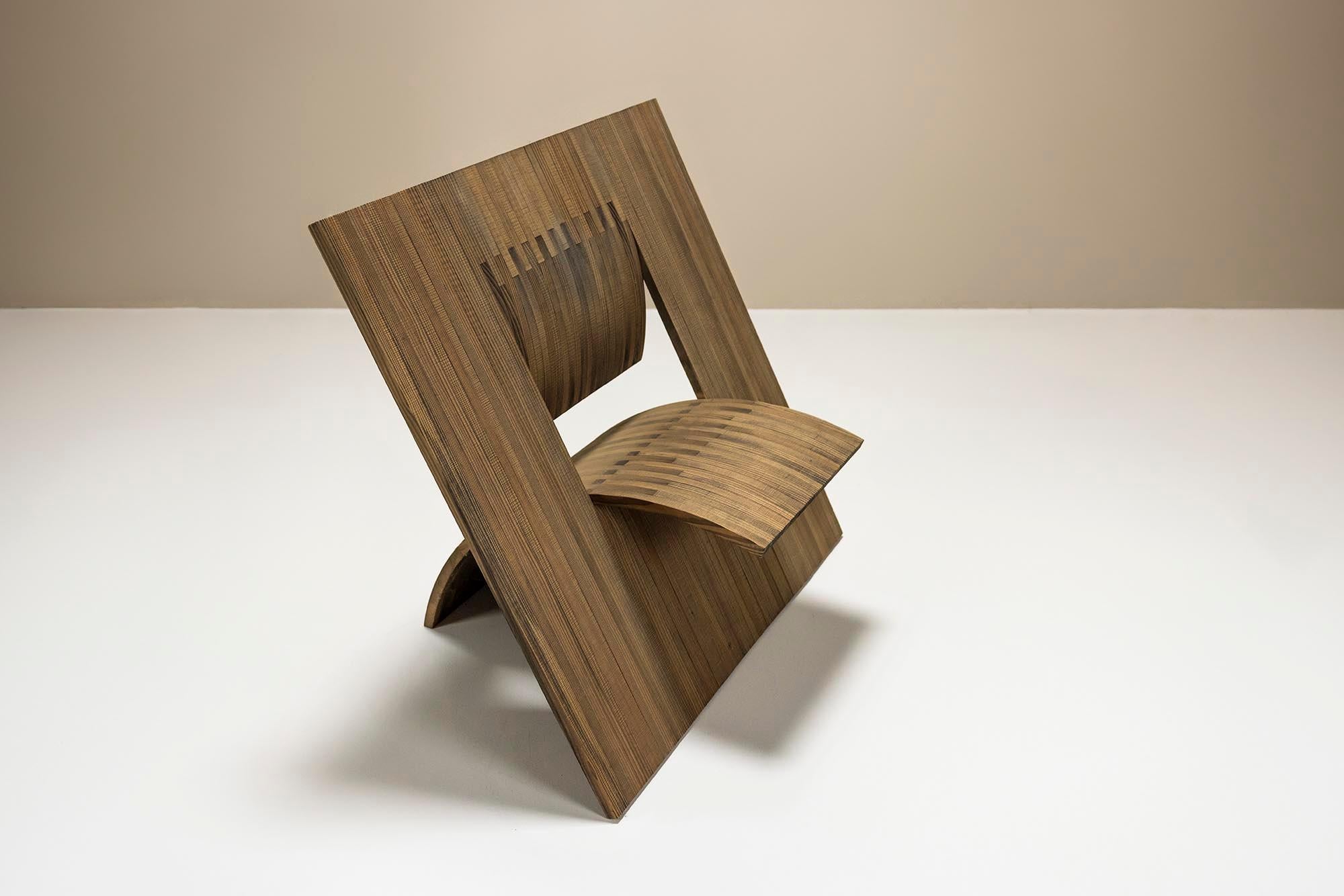 Silla cuadrada angular deconstructivista de madera, Países Bajos Años 80 en venta 1