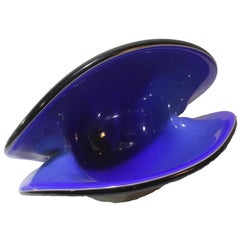 Décora Import Clamshell Deep Blue Murano Glass Bowl
