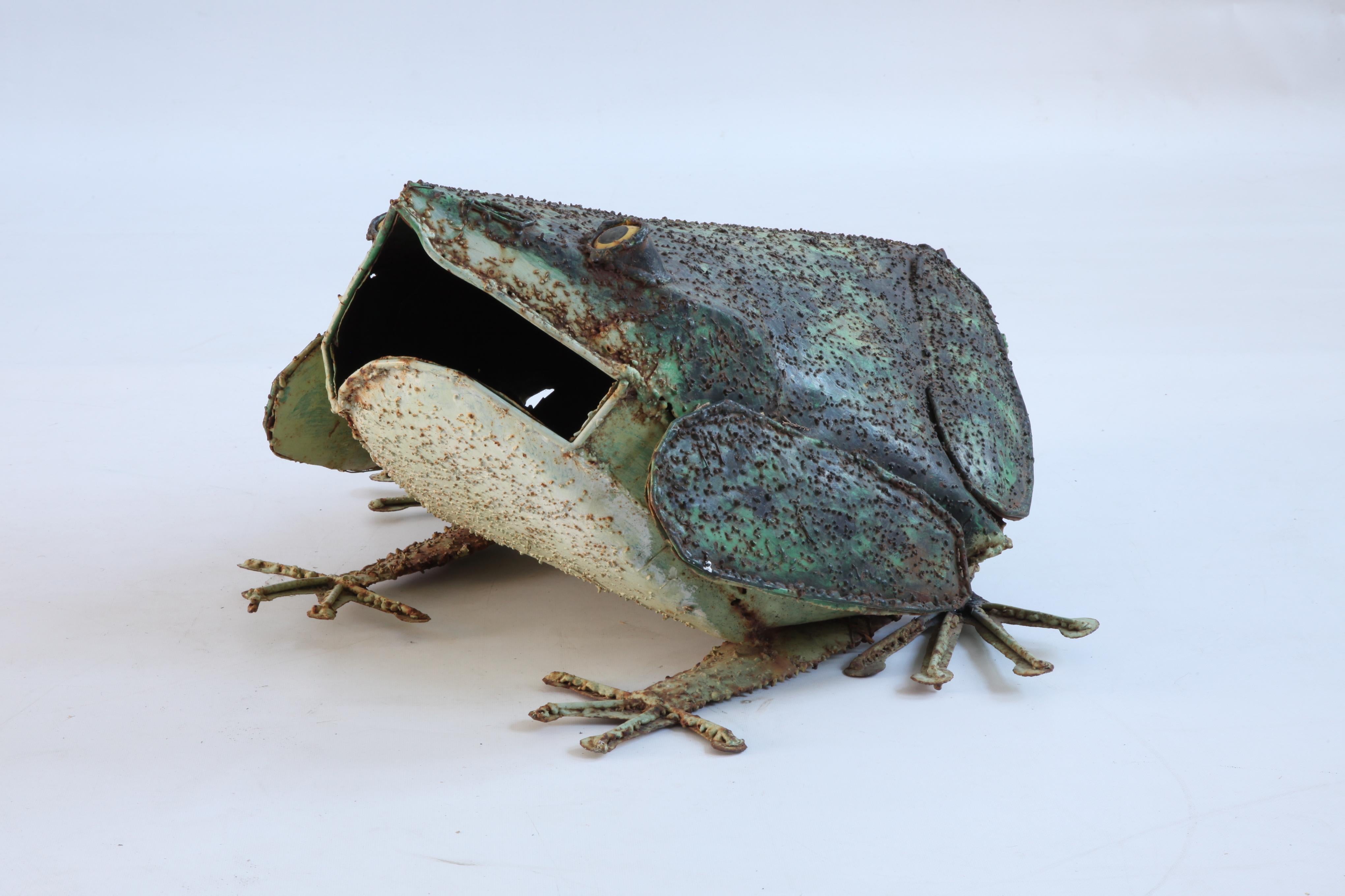 Decorarive 1950s Iron Frog Sclupture 2