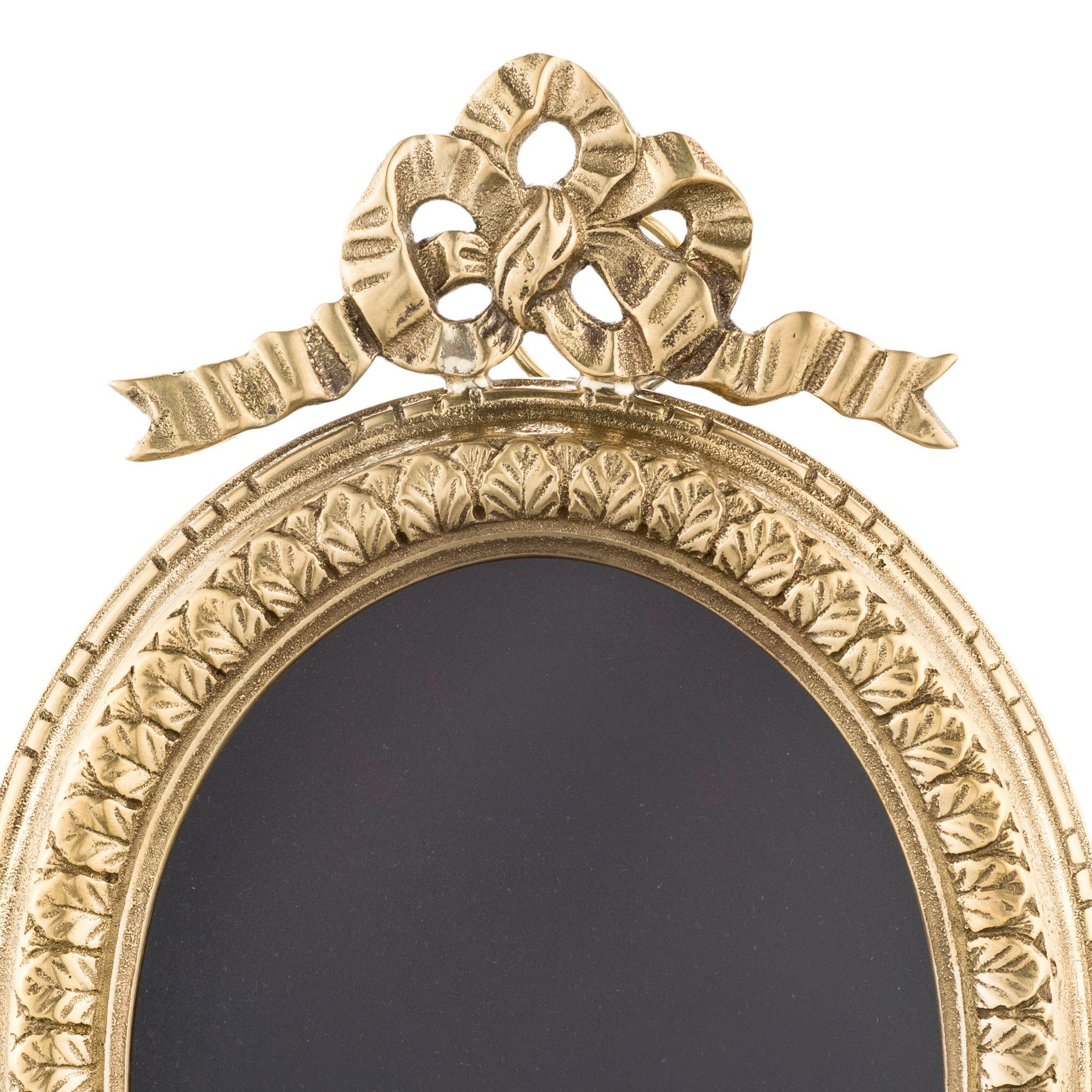 Italian Sissi decorated brass frame with ribbon For Sale