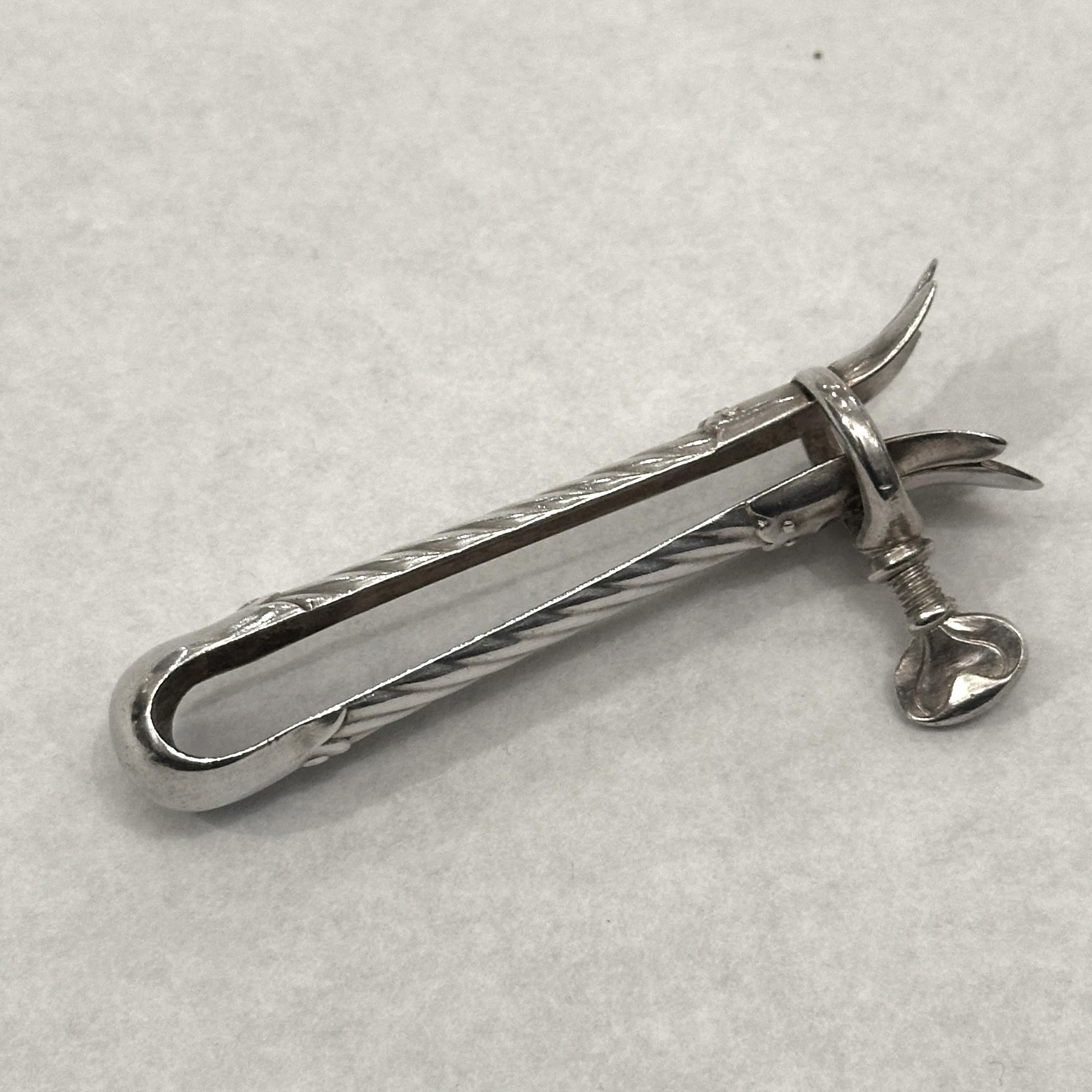 Manici individuali per costolette d'agnello in rilievo placcati in argento con marchio CB, anni '20 In condizioni buone in vendita a Paris, FR
