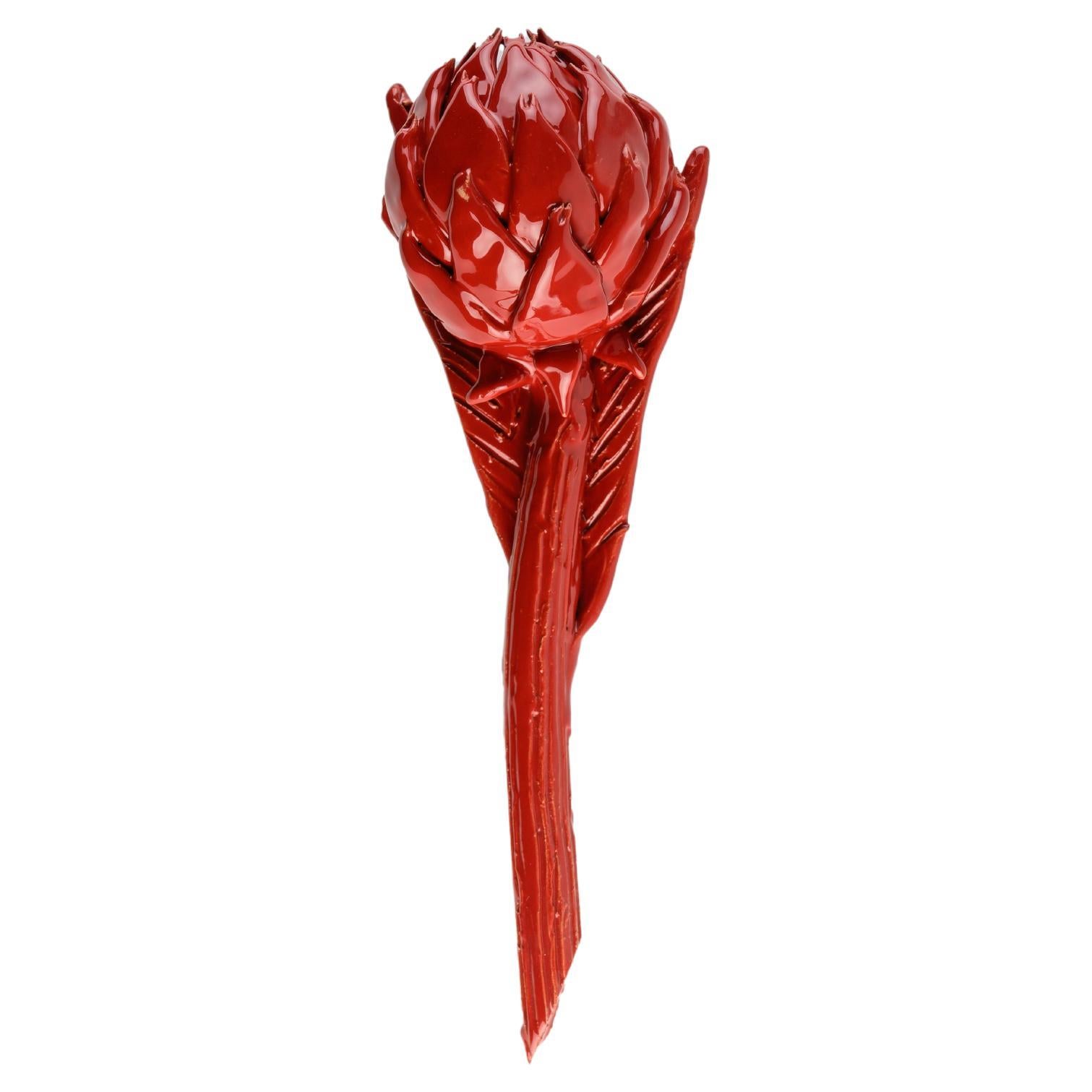 The Bottega is today undoubtedly the spearhead of Puglia pottery art. The artist was practically born among ceramics and has nourished herself with this art throughout her life until she reached that refined taste that leads her, today, with the