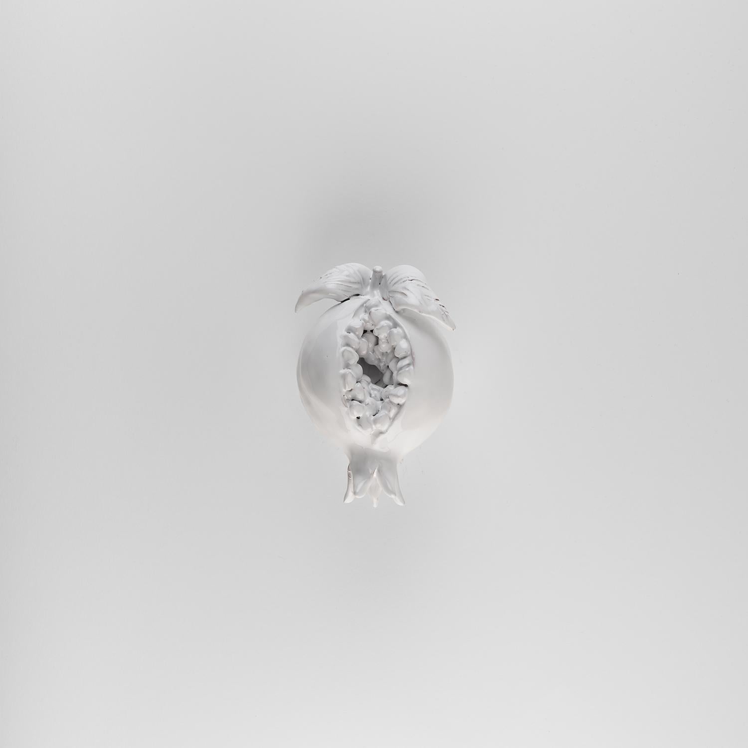 The Pommegranade is a symbol of fertility and life.

The Bottega is today undoubtedly the spearhead of Puglia pottery art. The artist was practically born among ceramics and has nourished herself with this art throughout her life until she reached