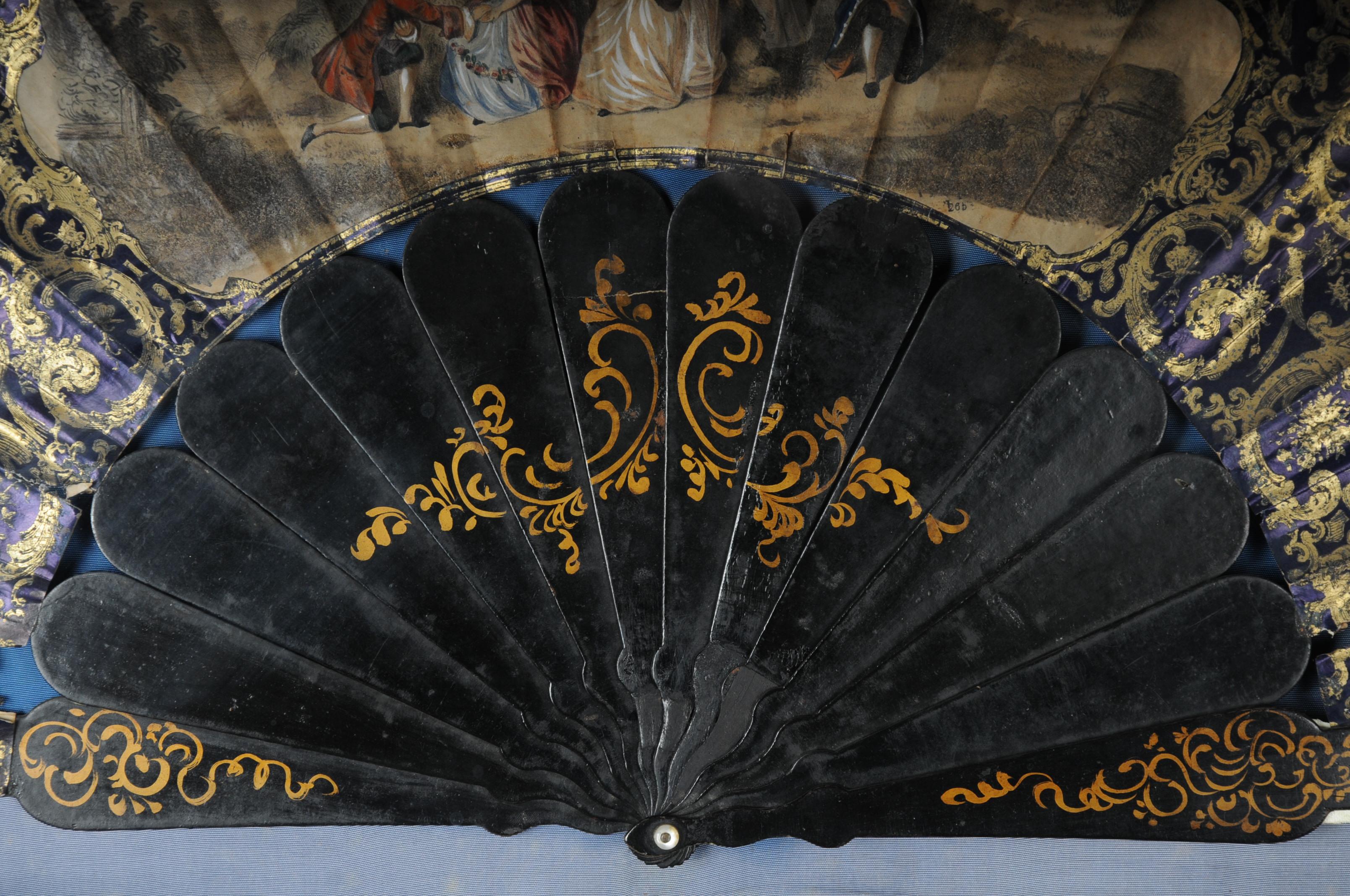 Decorative Hand Fan in Gilded Frame Demilune, 20th Century Old For Sale 3