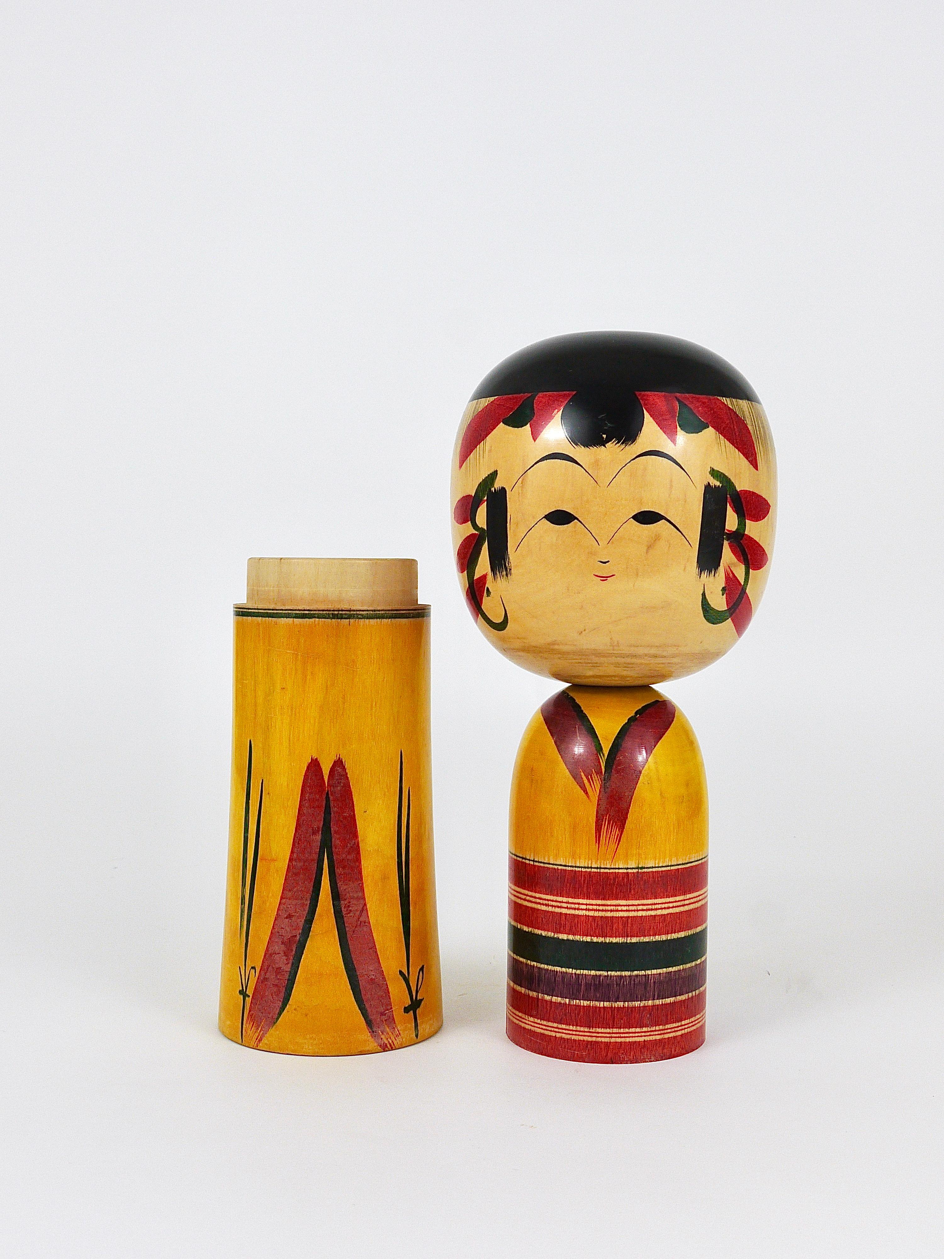 Decorative Kokeshi Doll Sculpture from Northern Japan, Hand-Painted, Signed In Good Condition In Vienna, AT